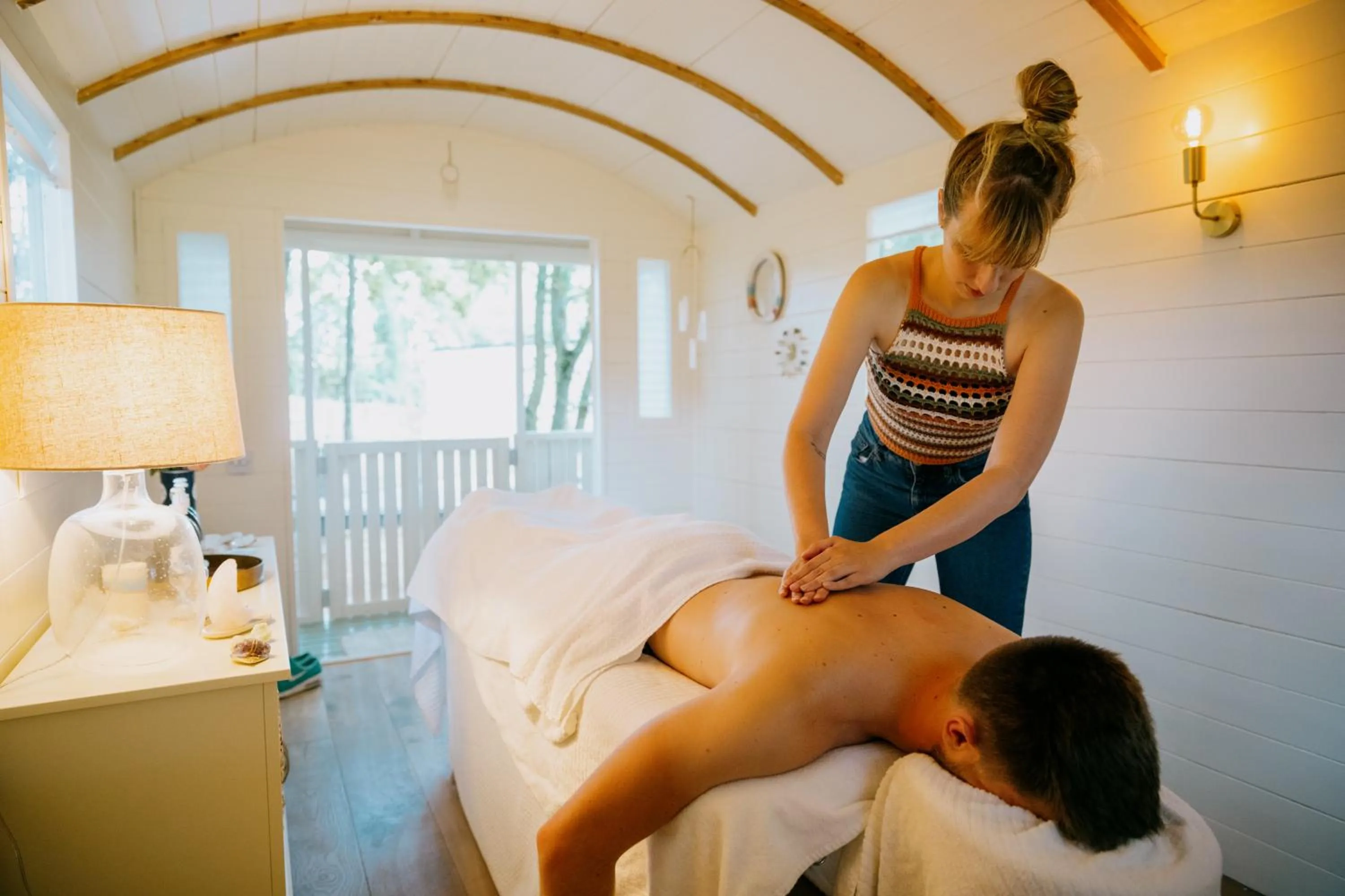 Massage in Feldon Valley