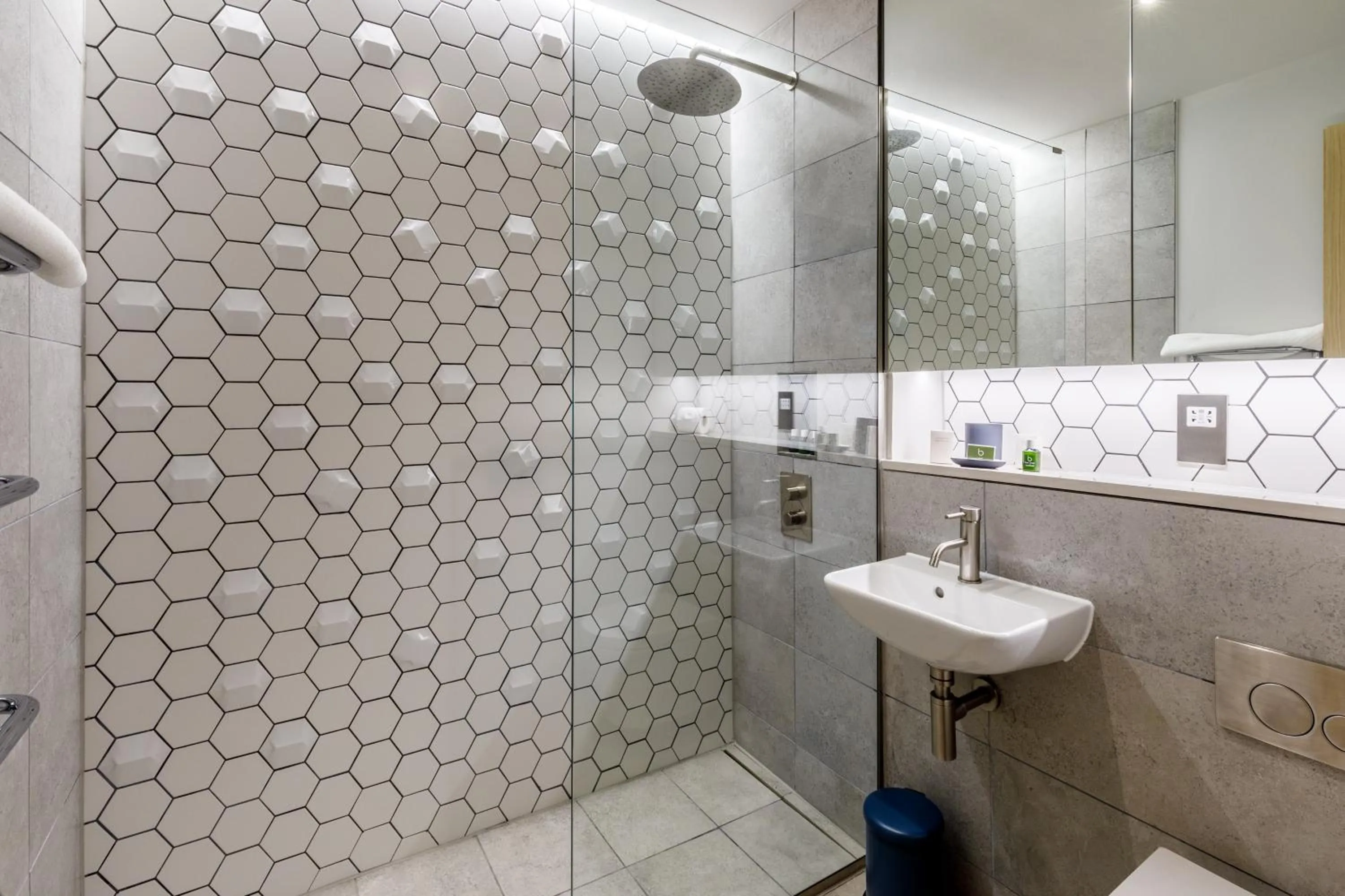 Bathroom in Feldon Valley