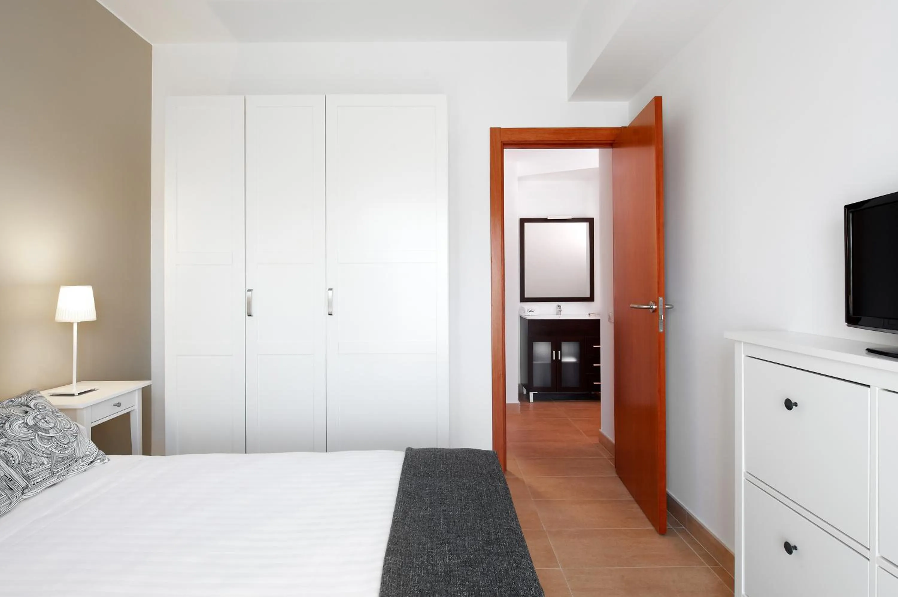 Bed in Barcelona Apartment Gran de Gràcia