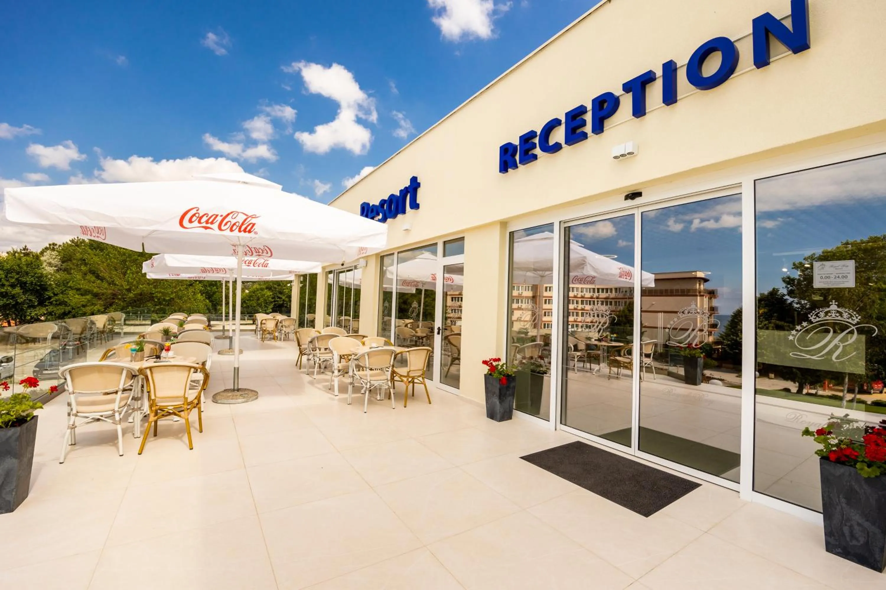 Property building in Royal Bay Resort & Aqua Park - All Inclusive and Free beach accsess