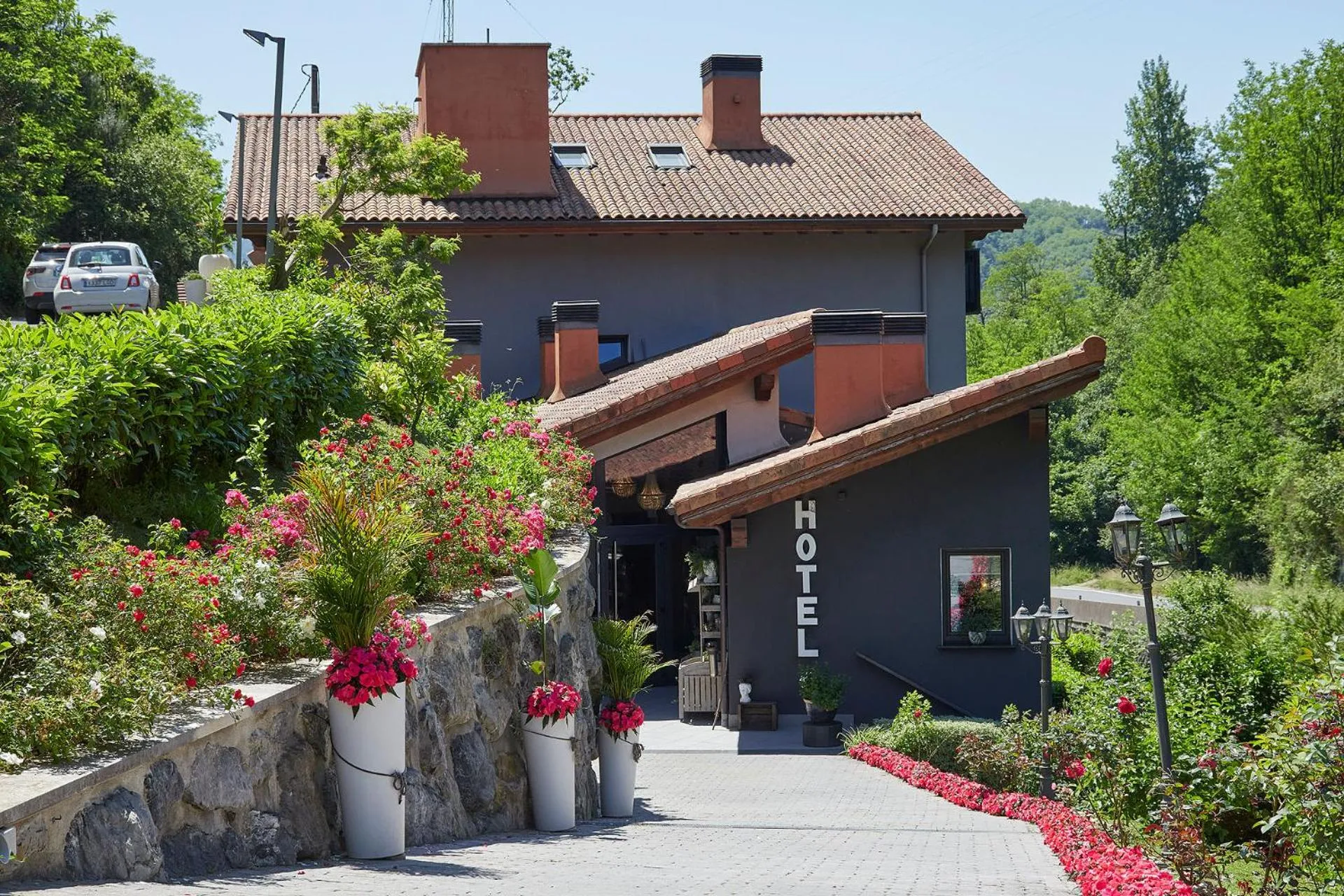 Property building in Hotel Boutique Txanka Erreka PARKING INCLUIDO