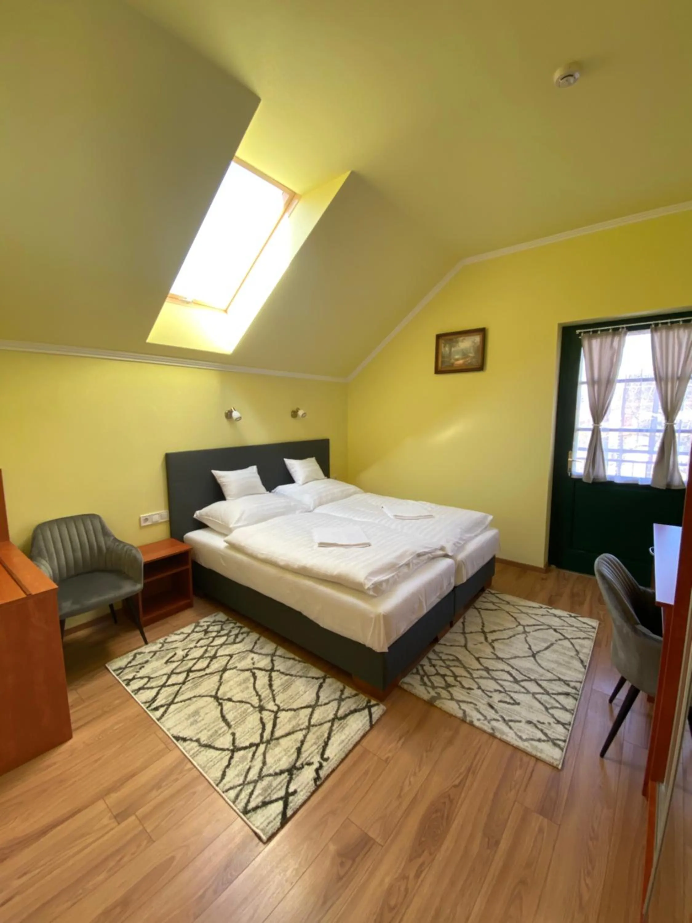 Bed in Rábensteiner Panzió