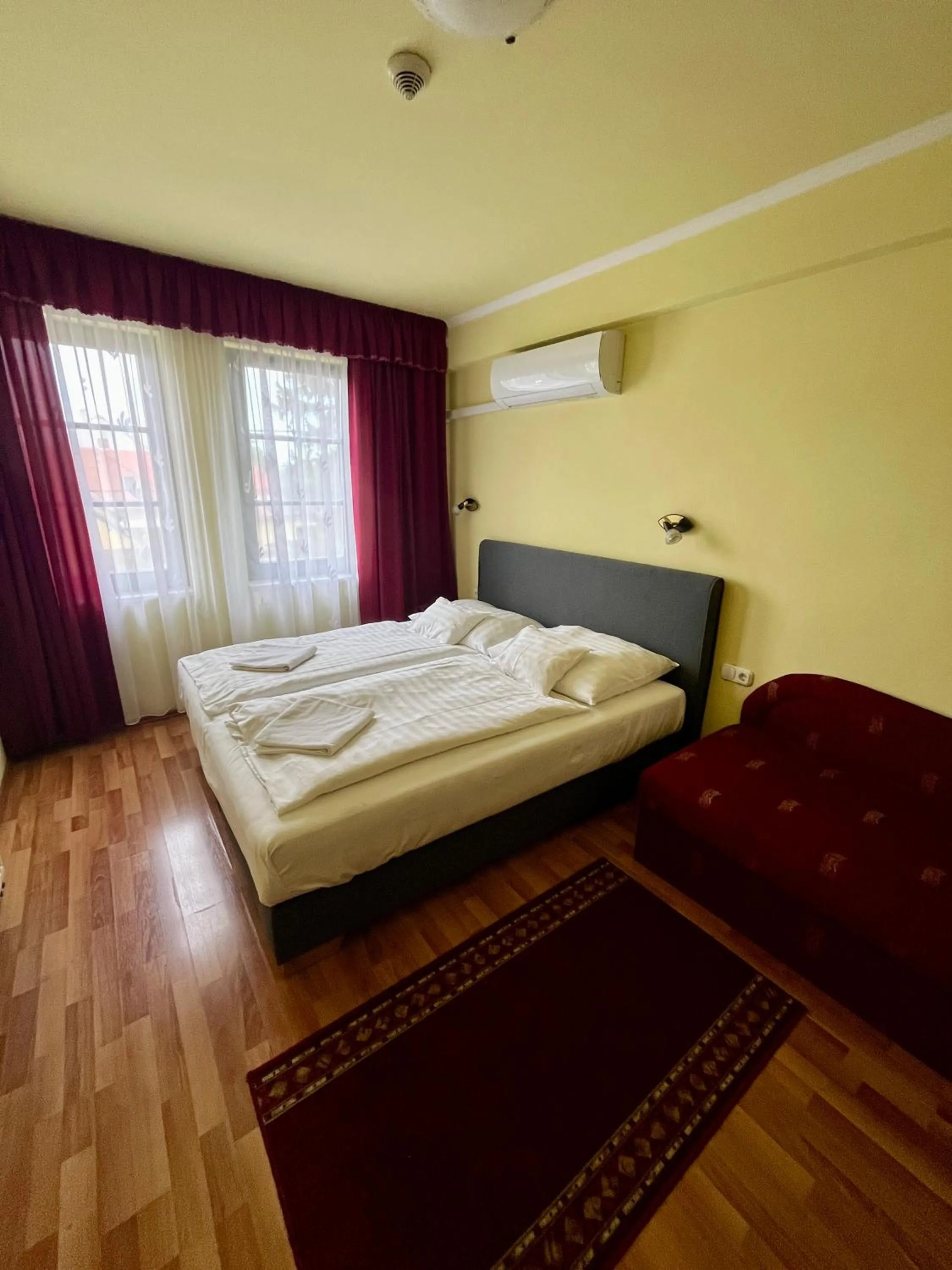 Bed in Rábensteiner Panzió
