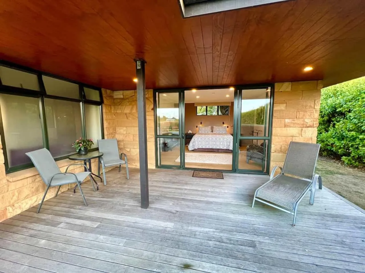 Patio in Heaven's Rest B&B