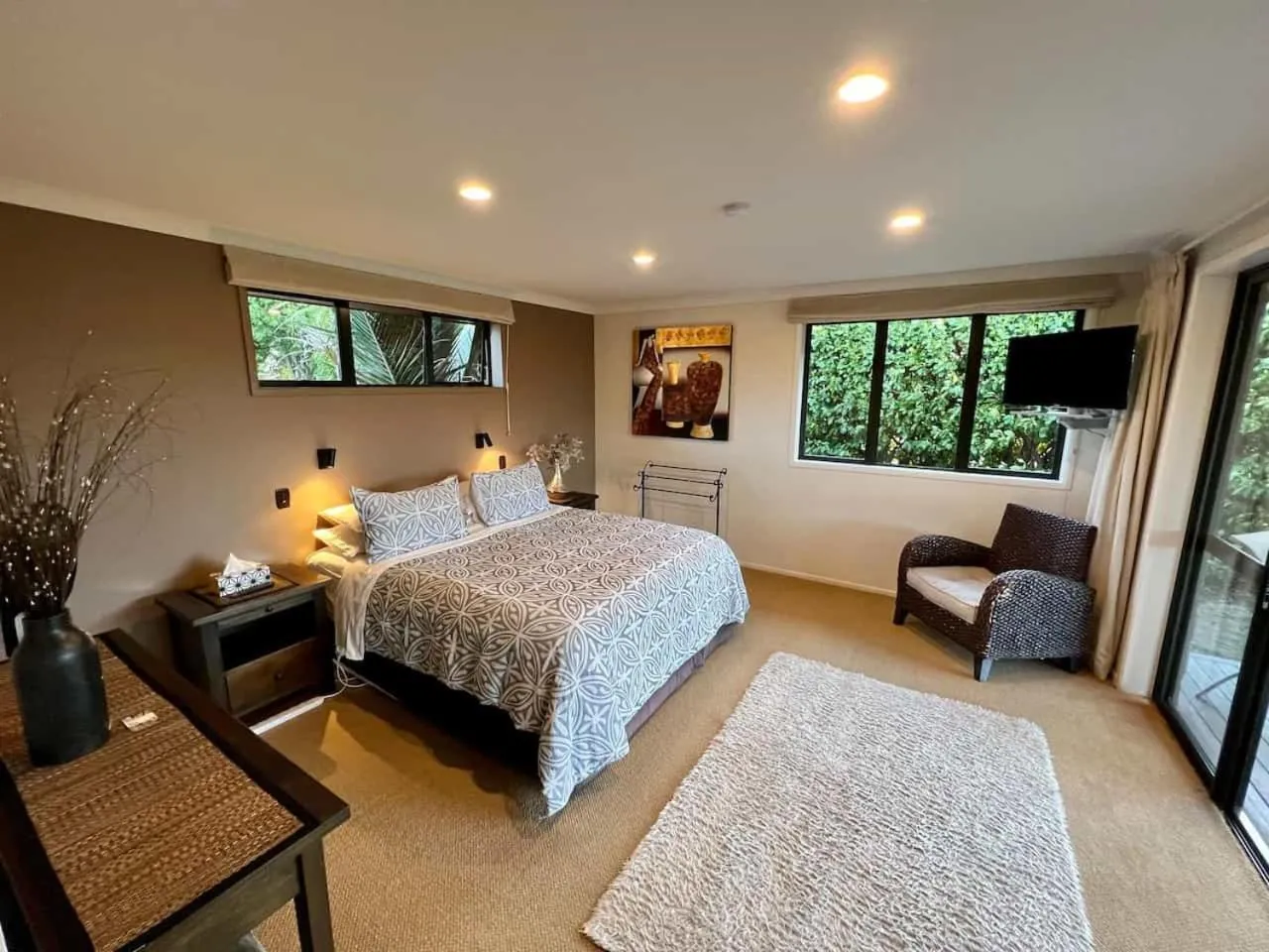 Bedroom, Bed in Heaven's Rest B&B