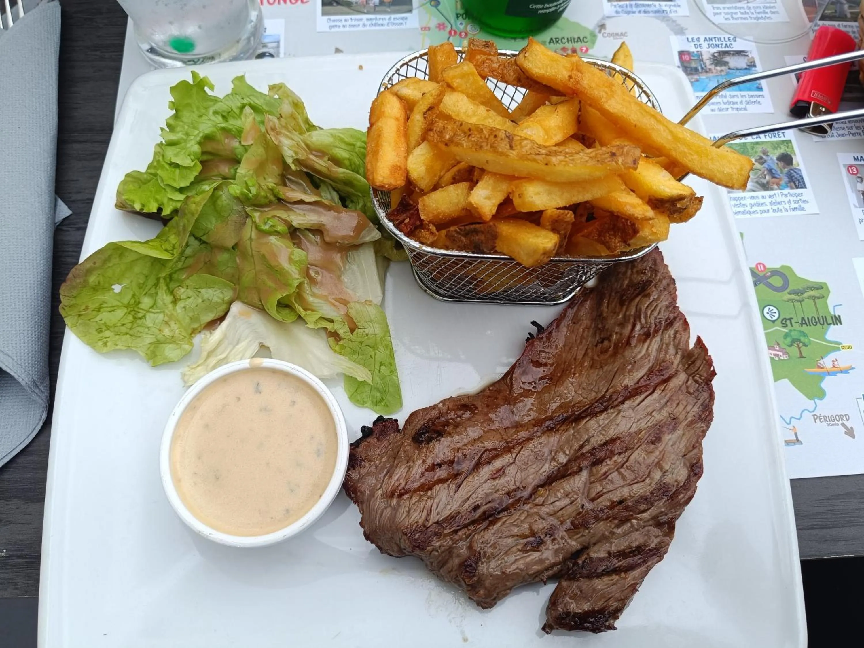 Food and drinks in Chambres d'hotes du Port Gautier