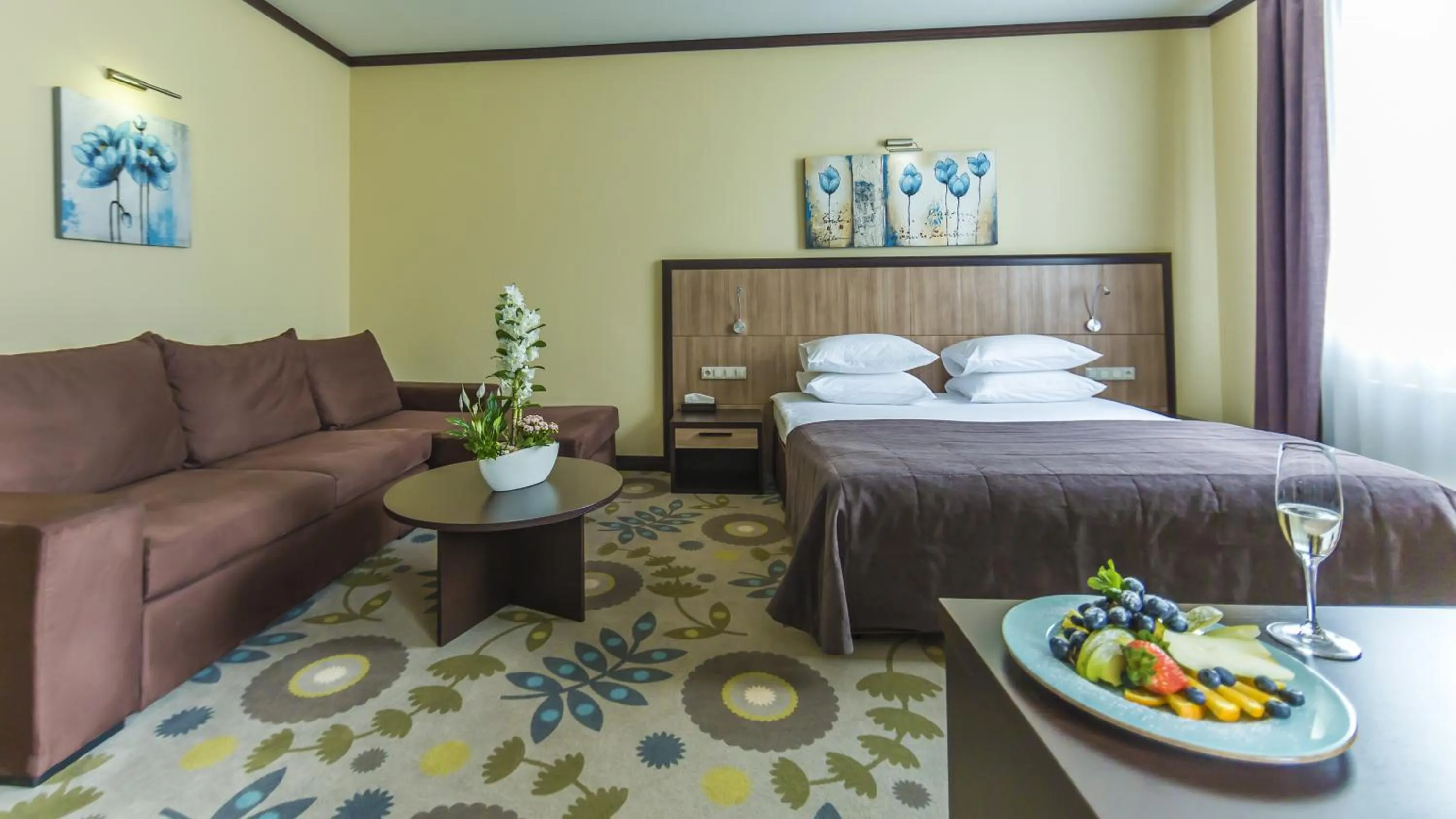 Photo of the whole room, Bed in Park-Hotel Golosievo