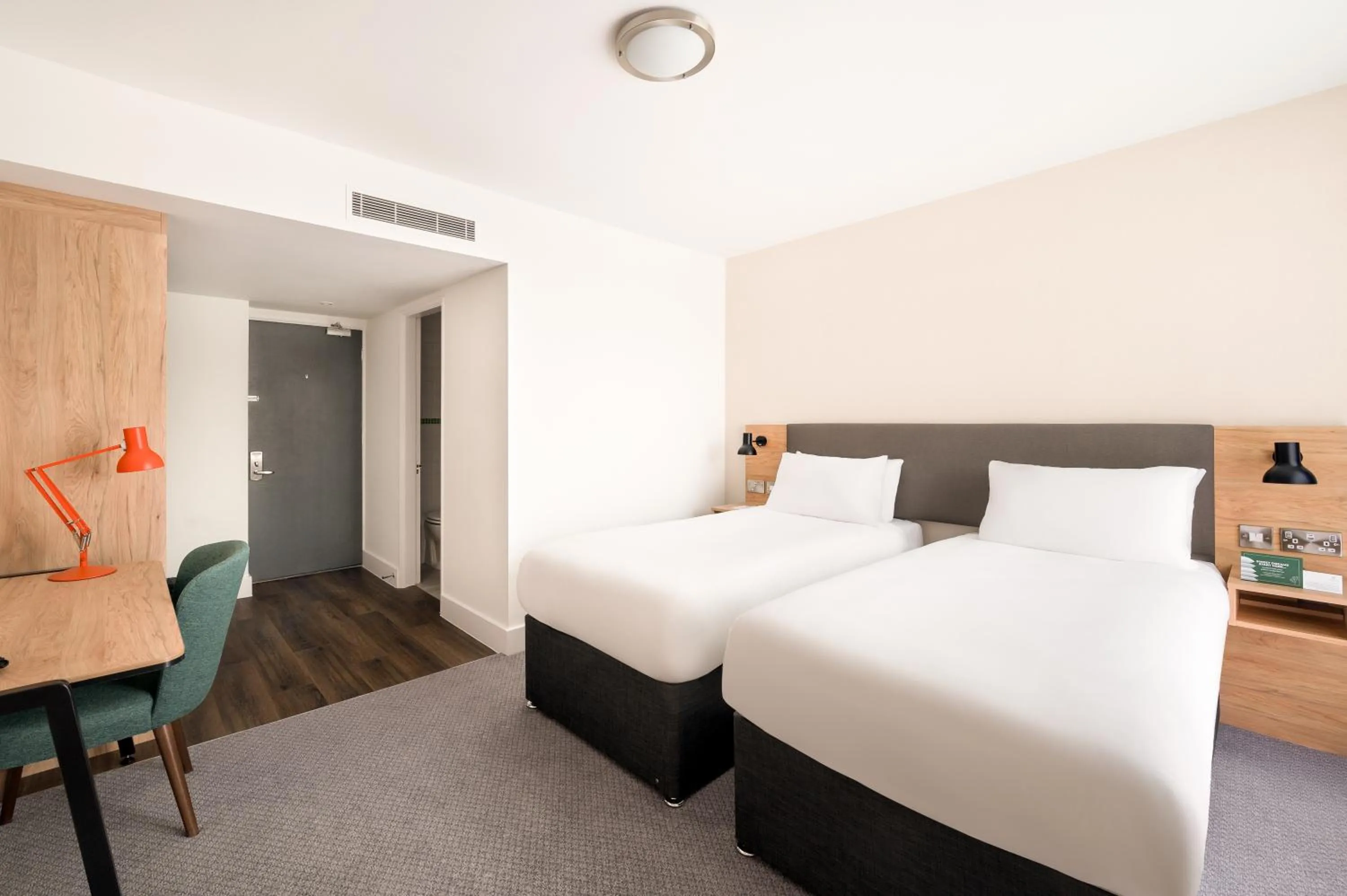 Bedroom, Bed in Holiday Inn Birmingham City by IHG