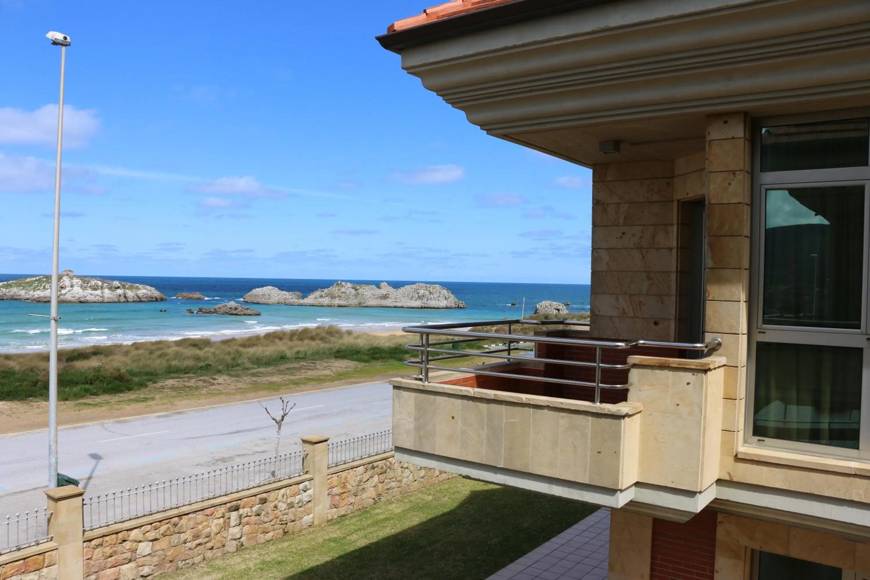 Sea view in Hotel Marítimo Ris con garaje