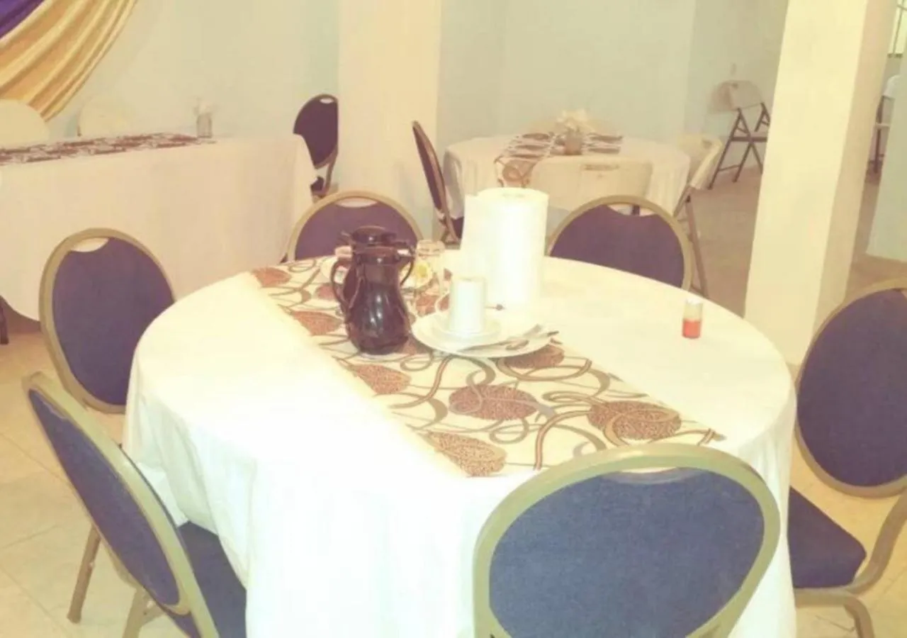 Restaurant/places to eat in The Stafford Lodge