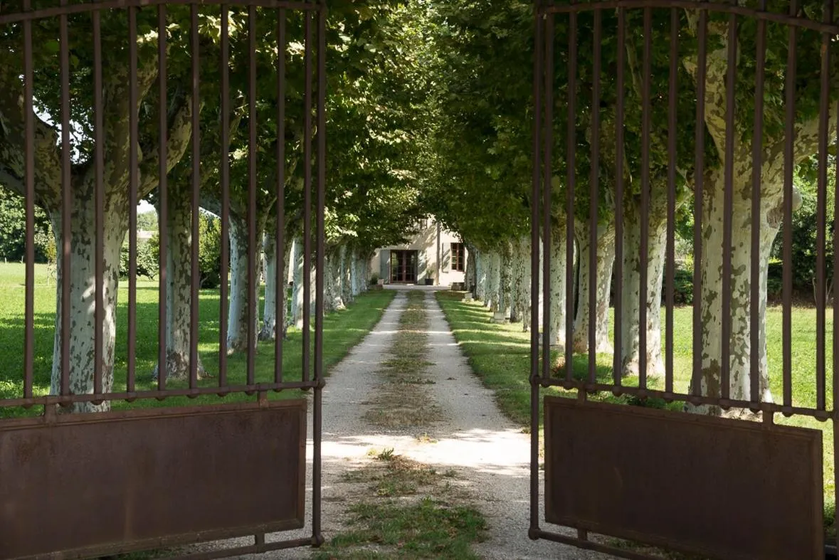 Property building in Le Mas Saint Jacques