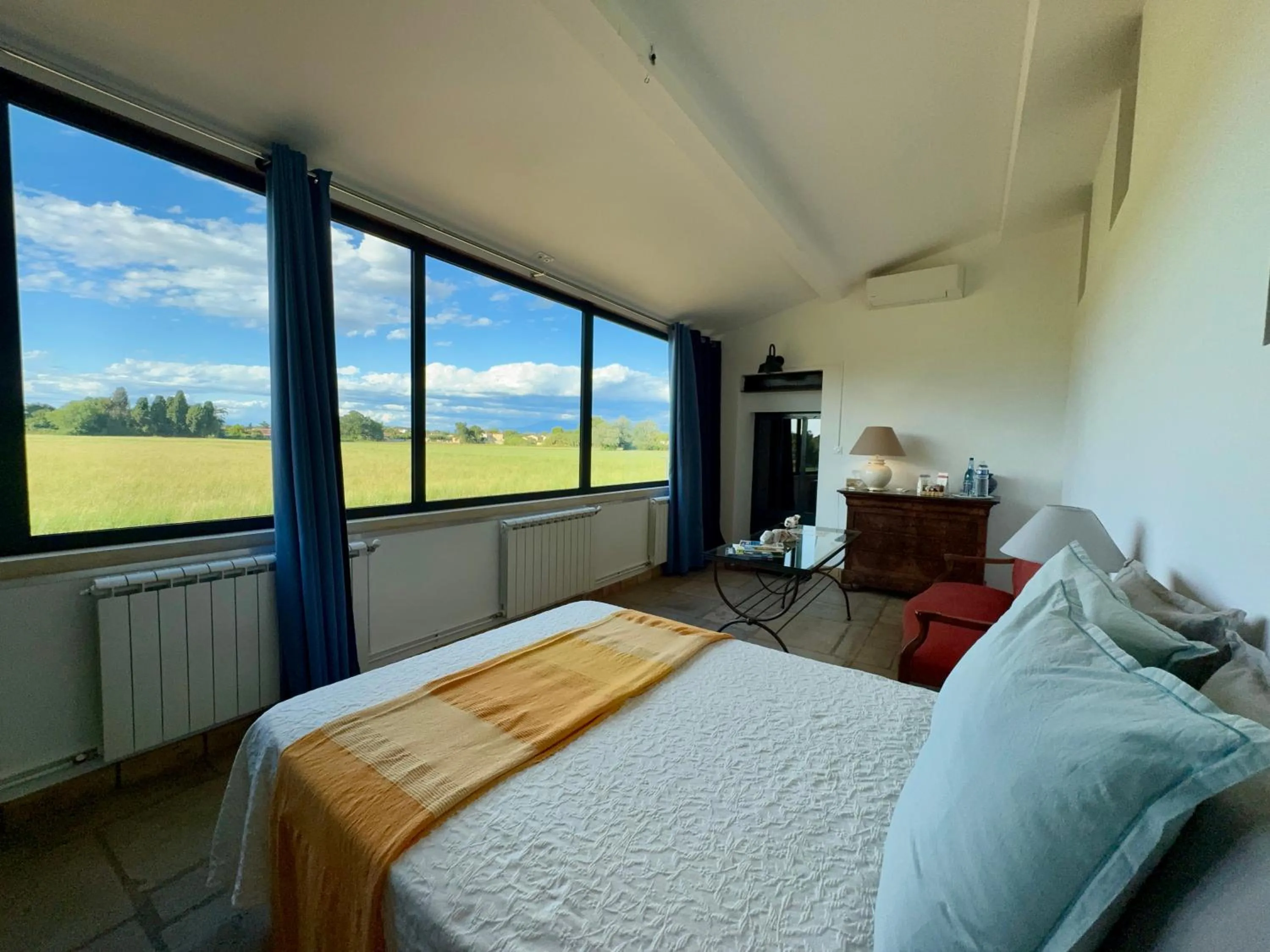 Bed in Le Mas Saint Jacques