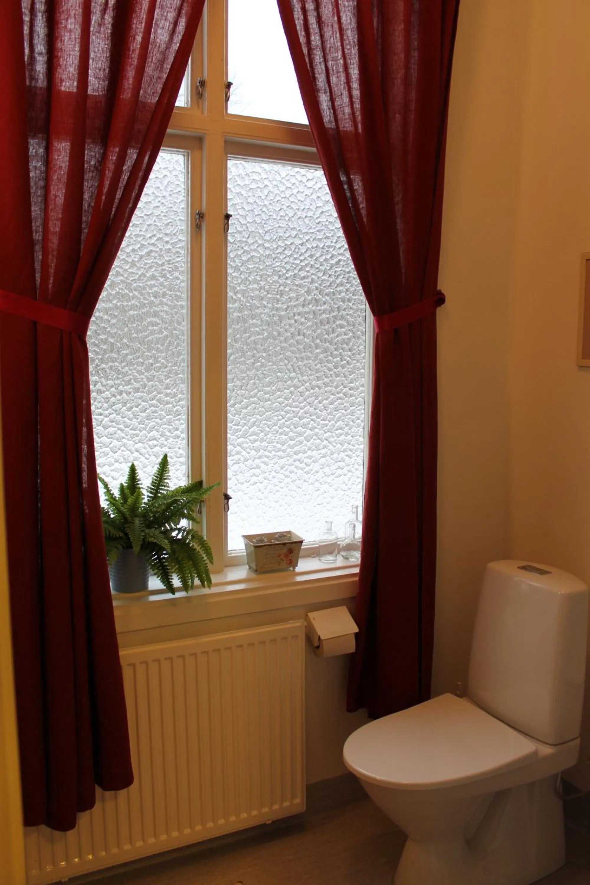 Toilet in Stationshusets Hotell och Café