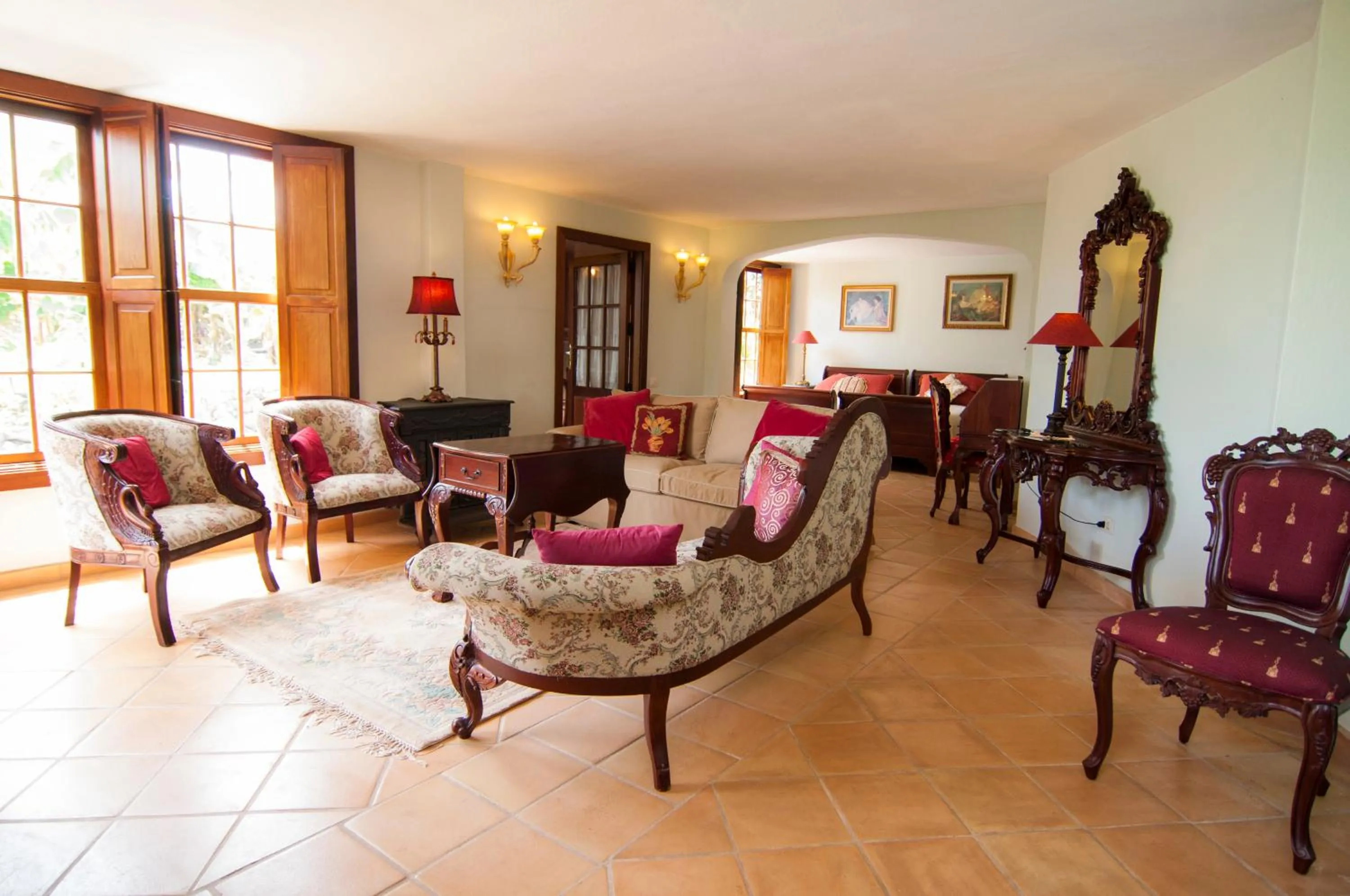 Photo of the whole room in Finca Arminda