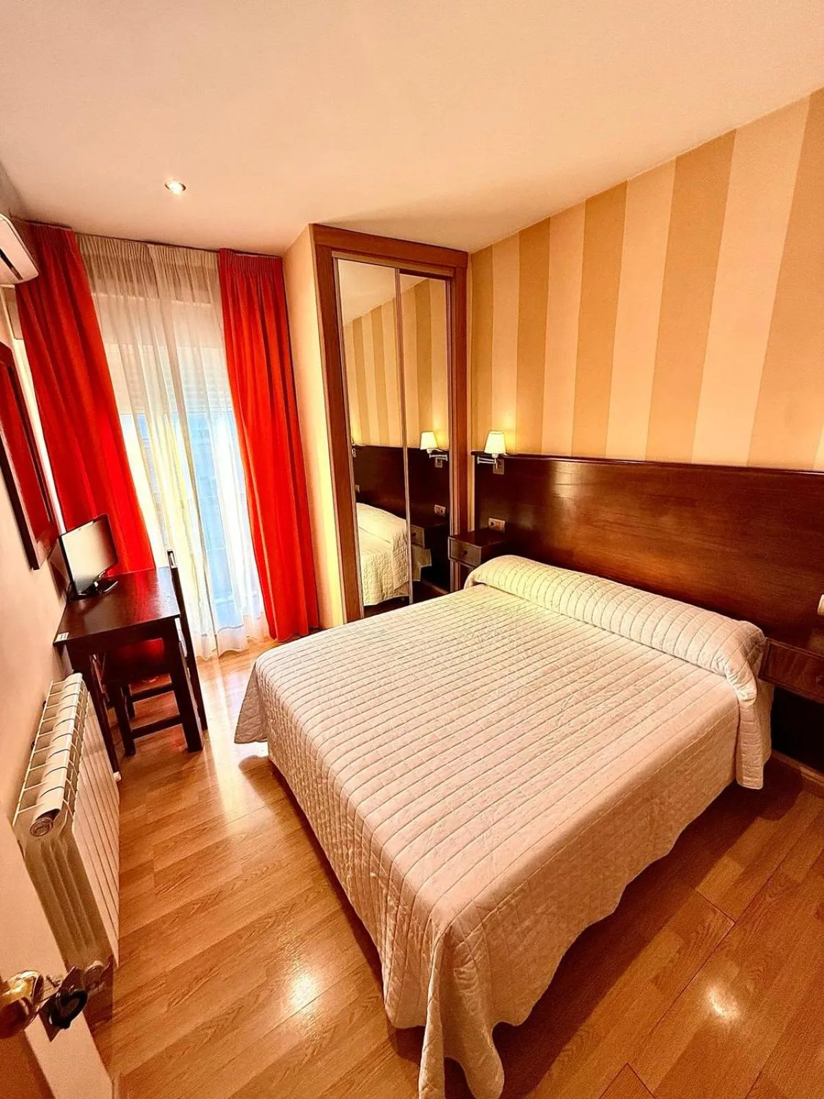 Bed in Hotel Fernando IV