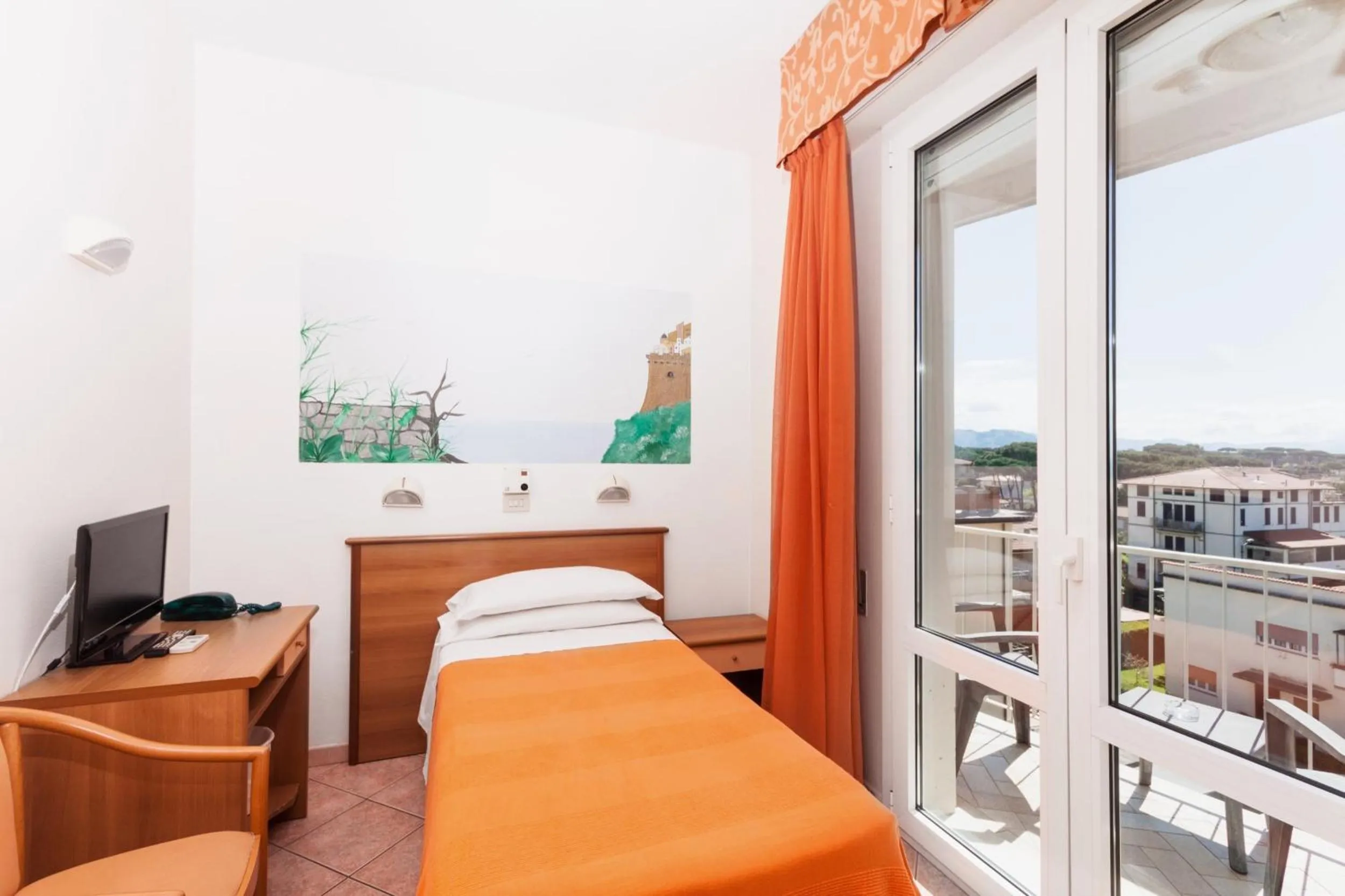 Photo of the whole room, Bed in Hotel Ambasciatori