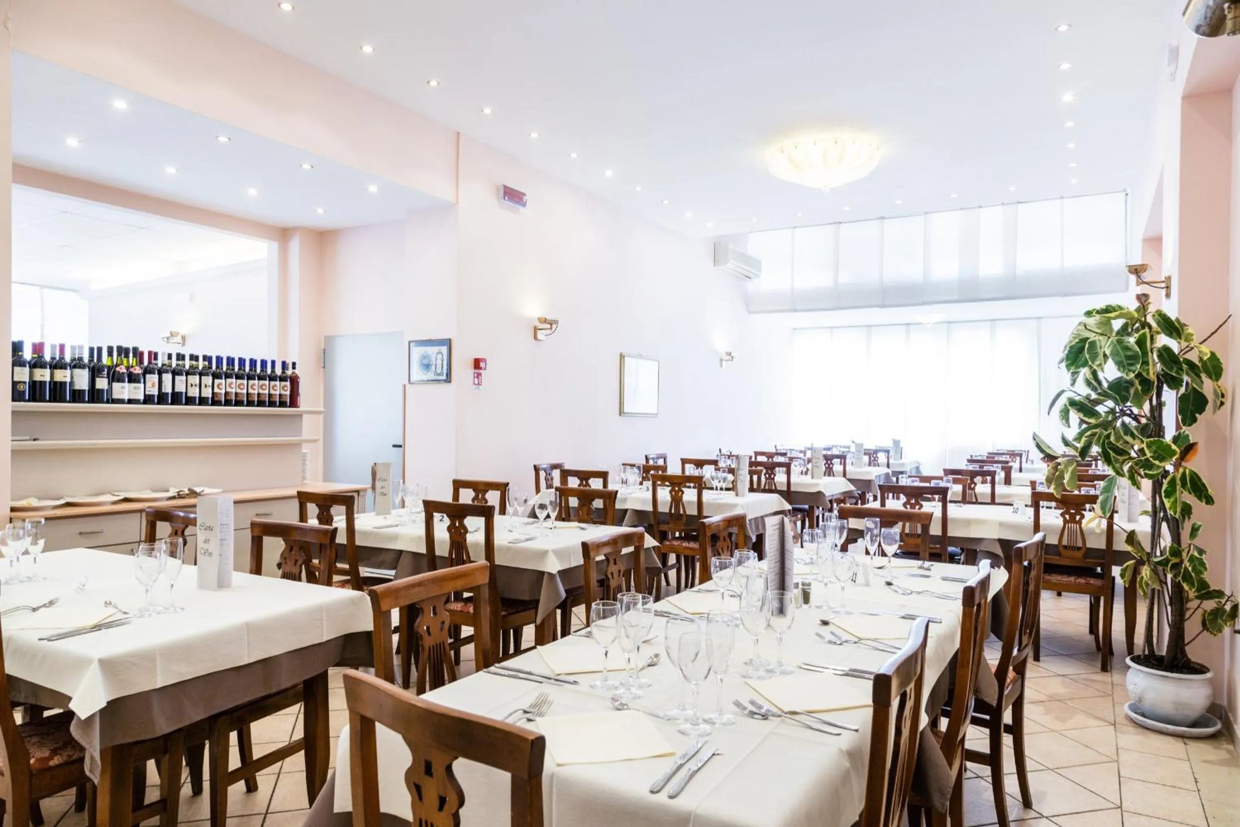 Restaurant/places to eat in Hotel Ambasciatori