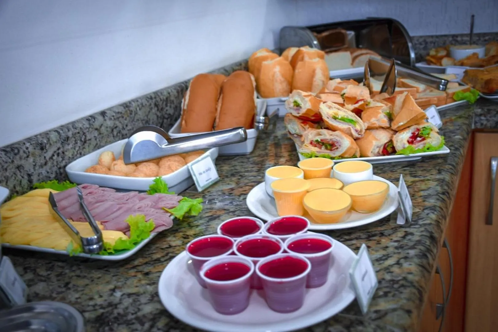 Breakfast in Pioneiro Hotel