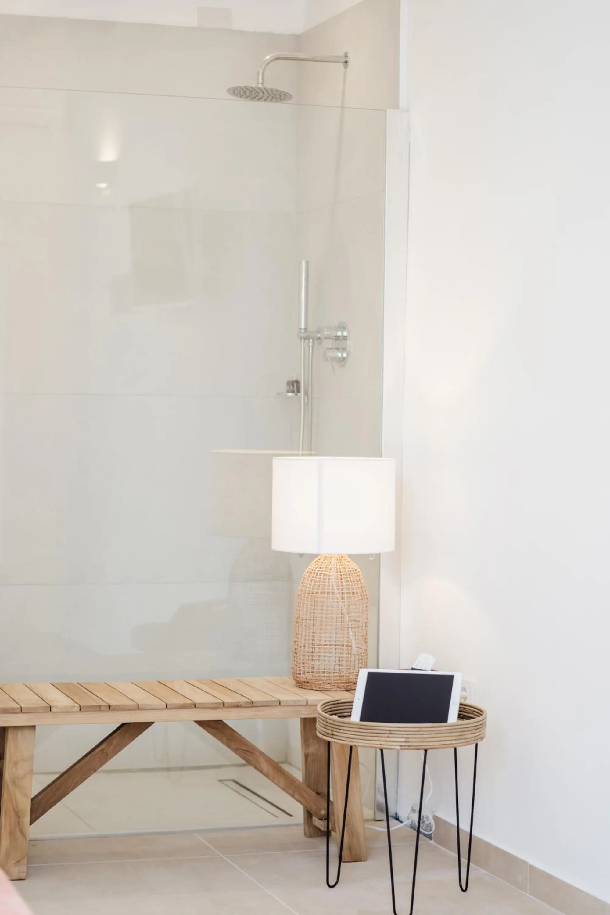 Shower in Break for two