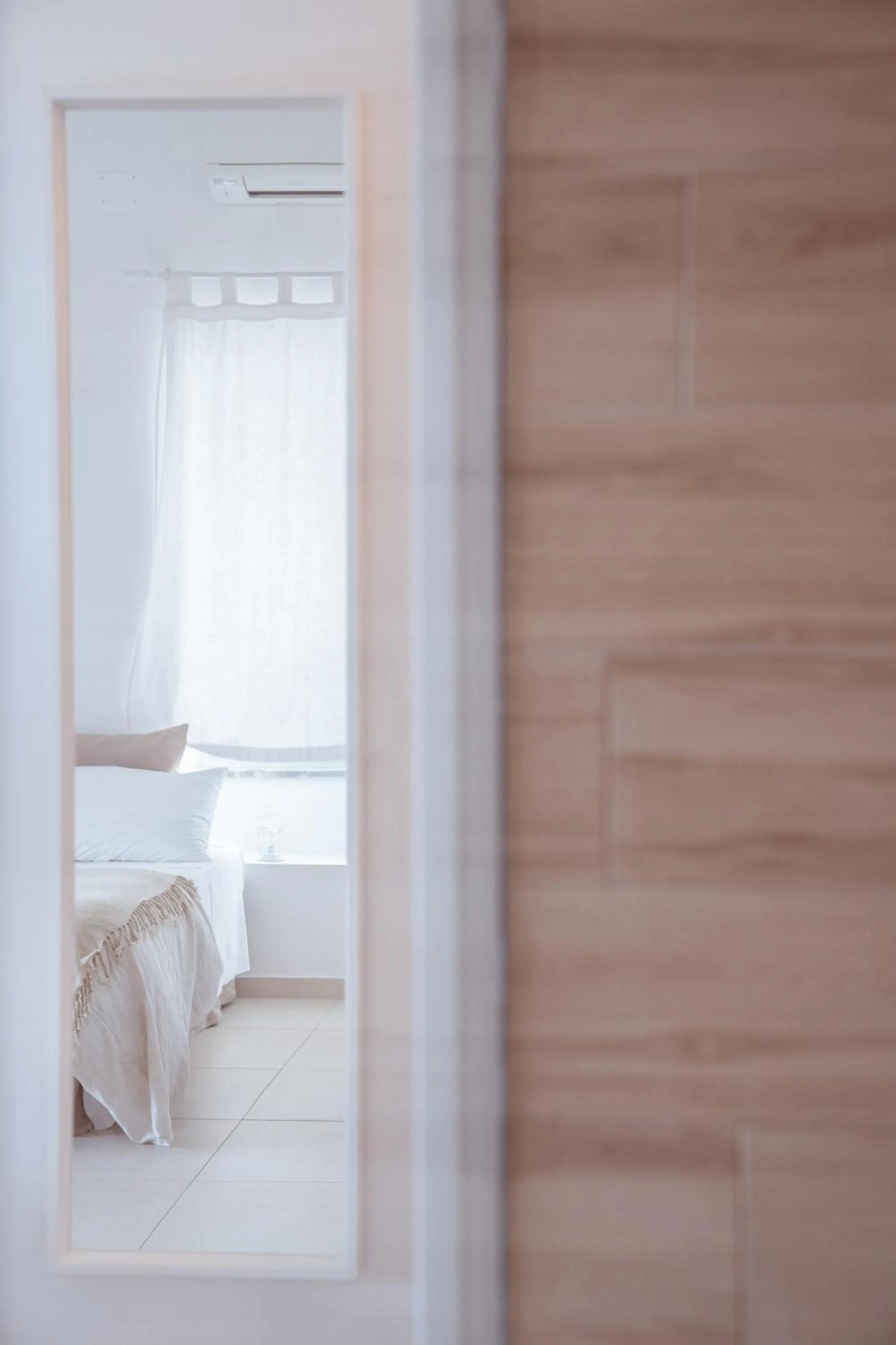 Decorative detail, Bed in Break for two