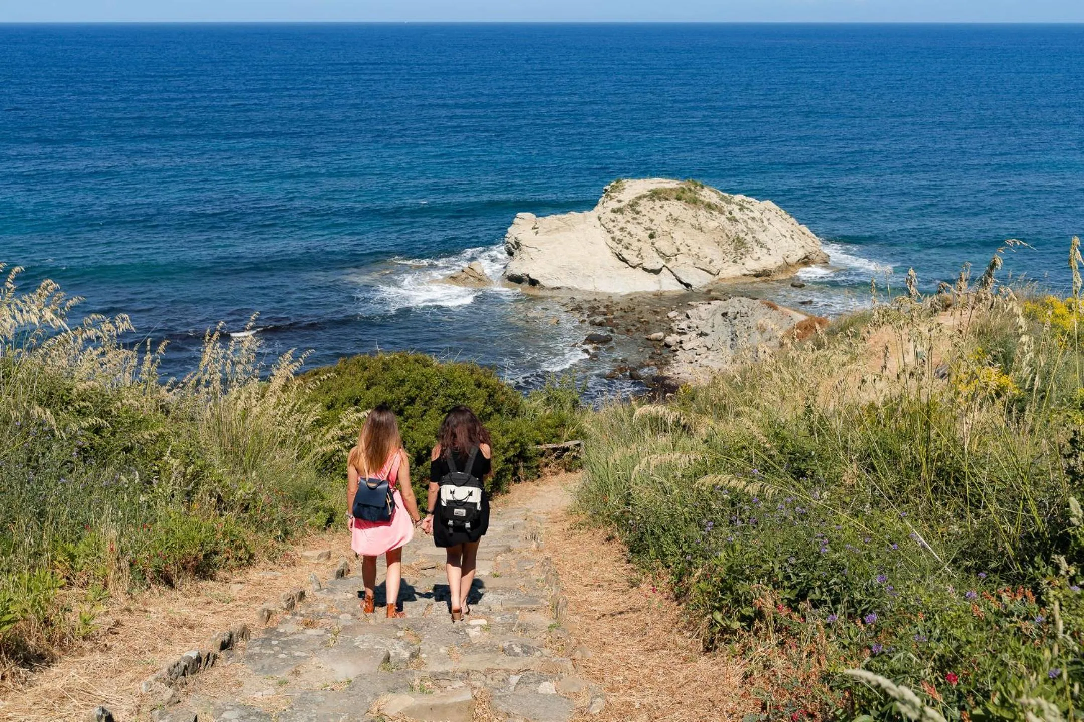 Nearby landmark in Break for two