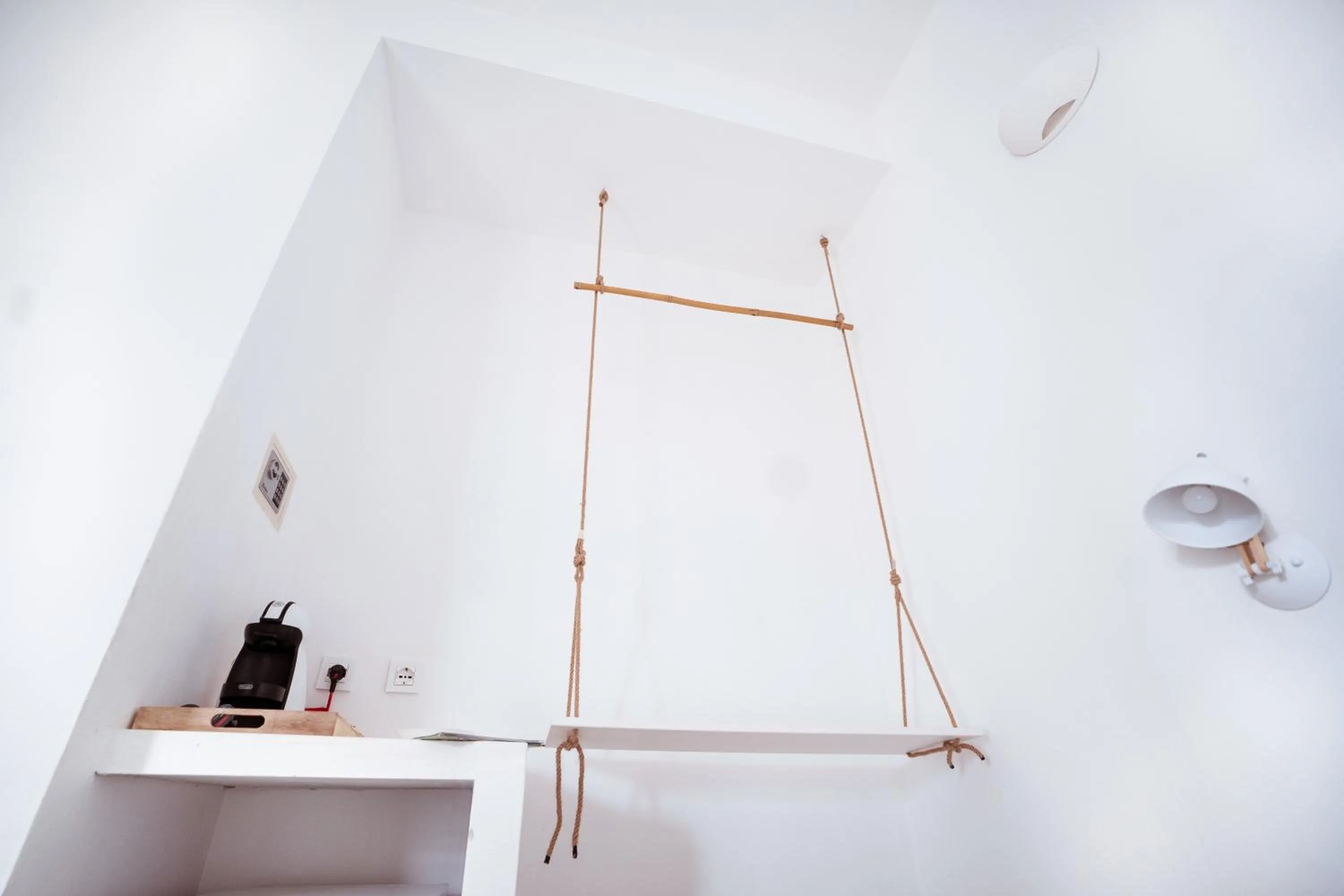 Coffee/tea facilities in Break for two