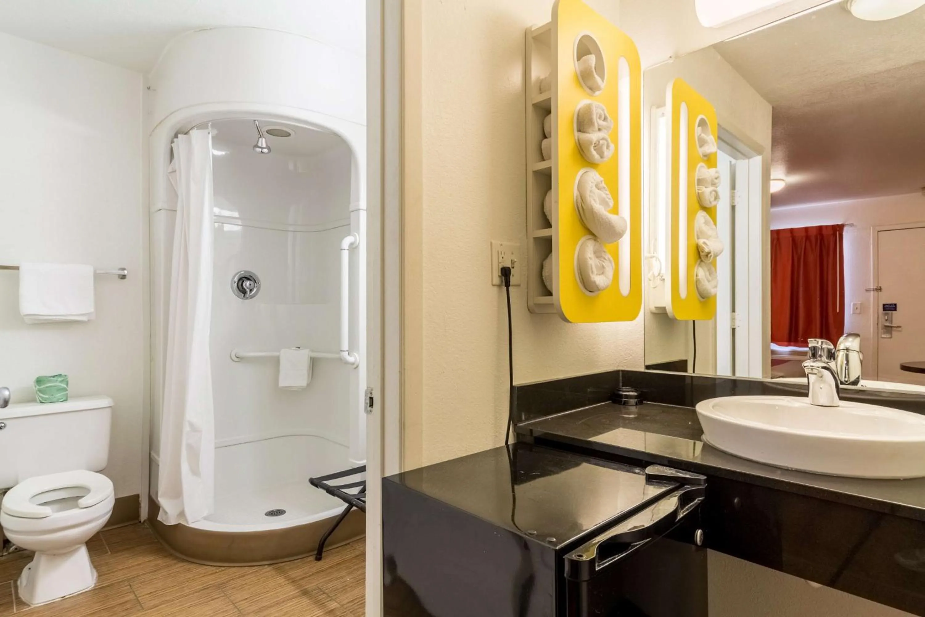 Photo of the whole room in Motel 6-Garland, TX - Dallas