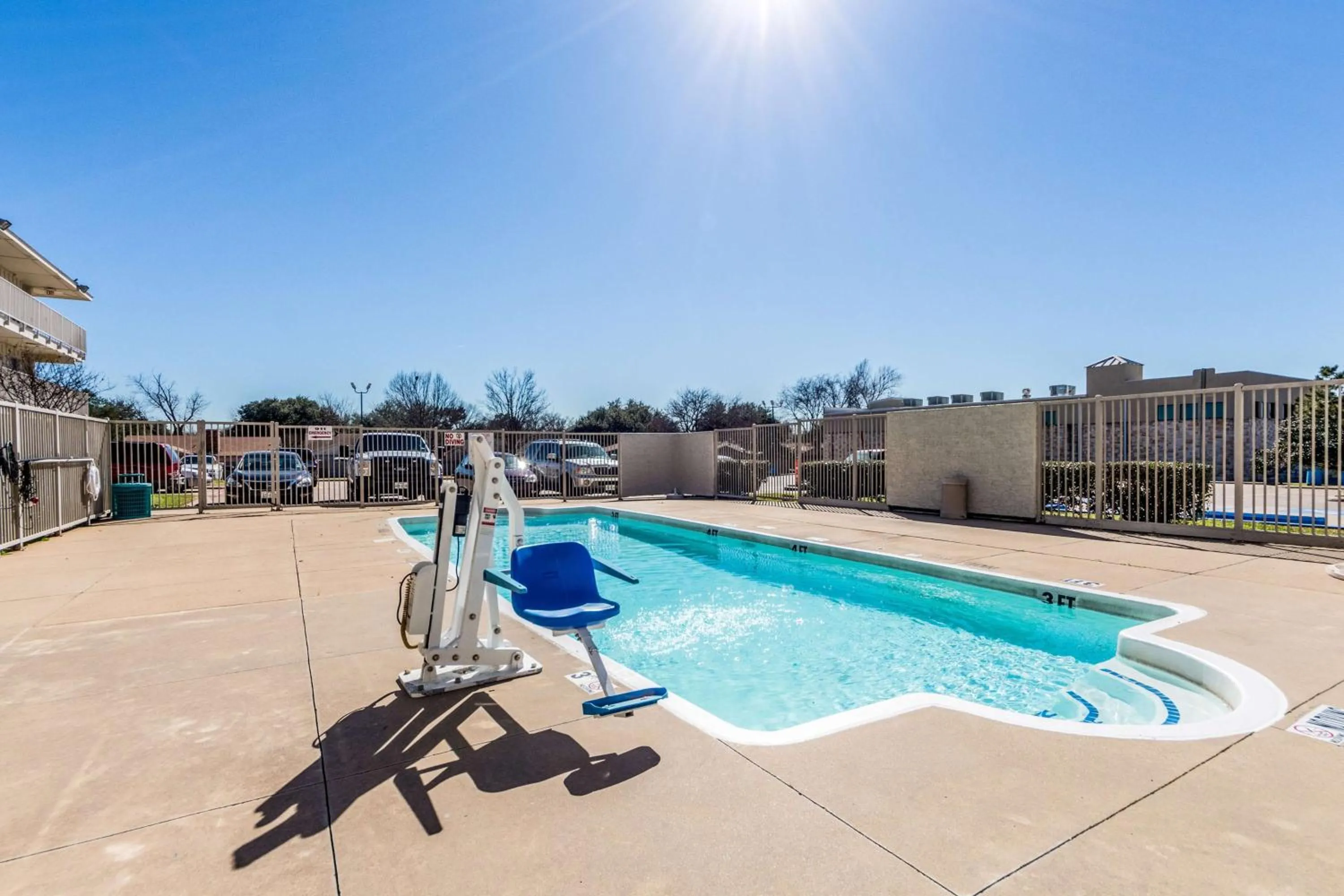 On site in Motel 6-Garland, TX - Dallas