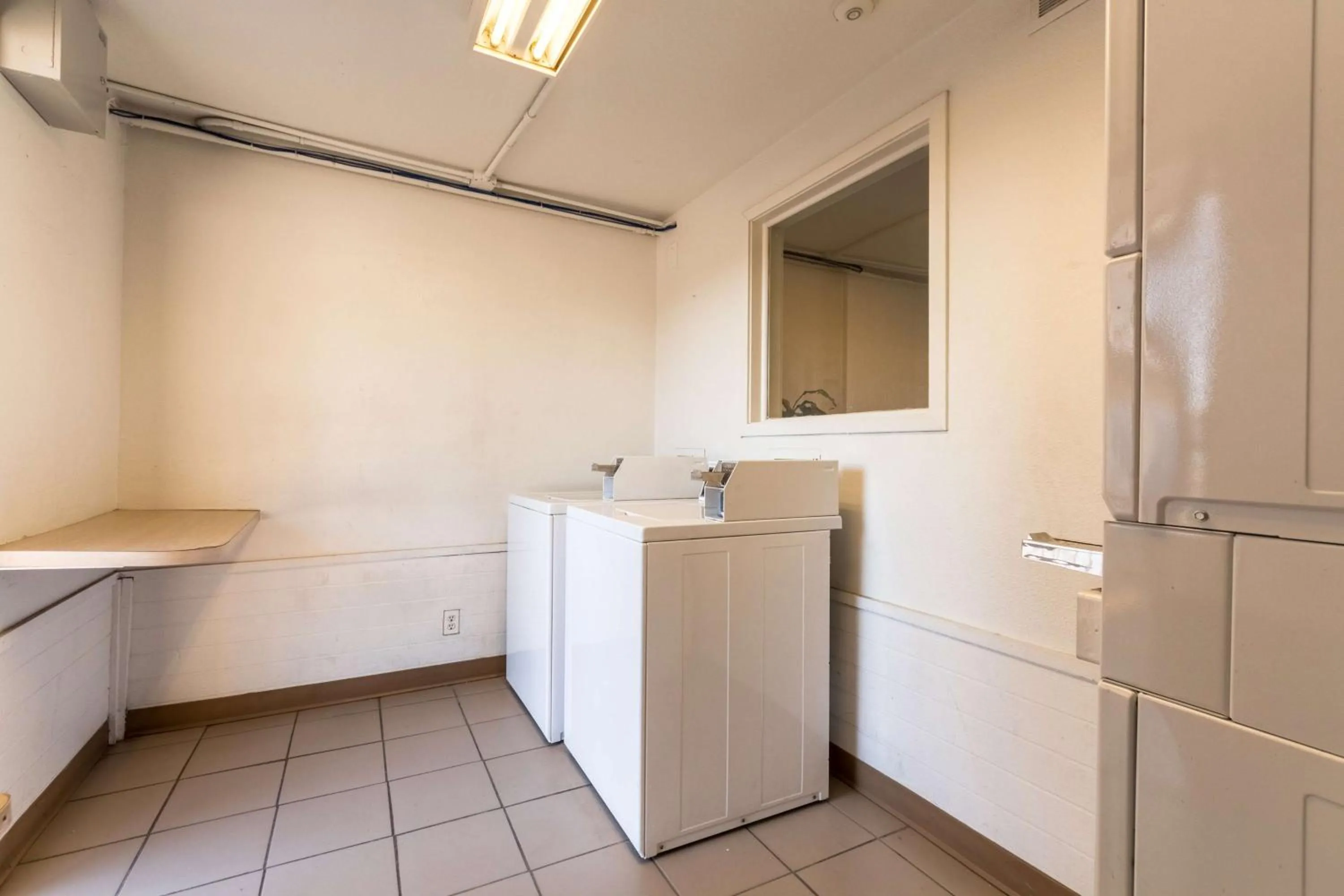 On site in Motel 6-Garland, TX - Dallas