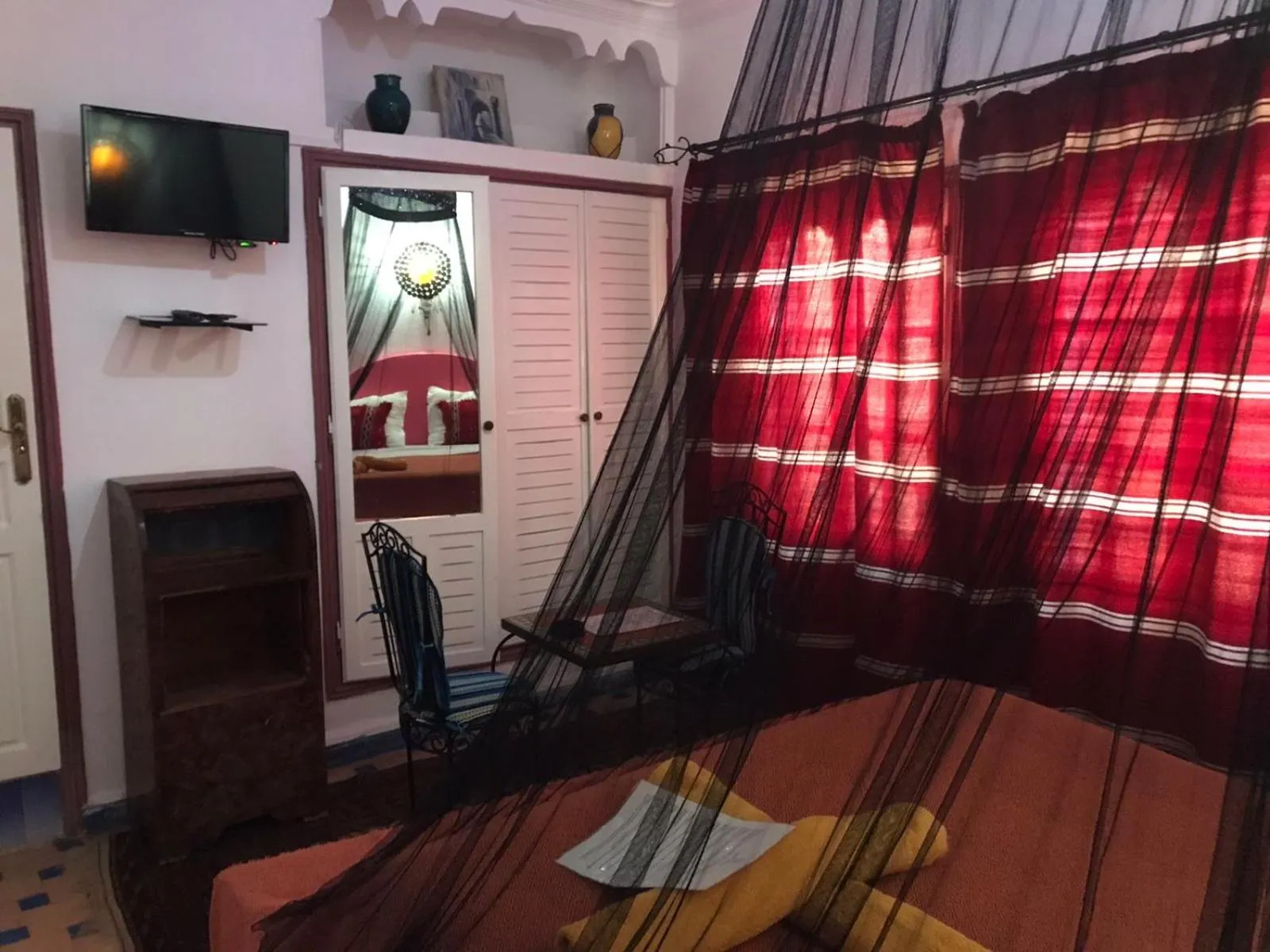 Photo of the whole room in Hôtel Riad Gnaoua