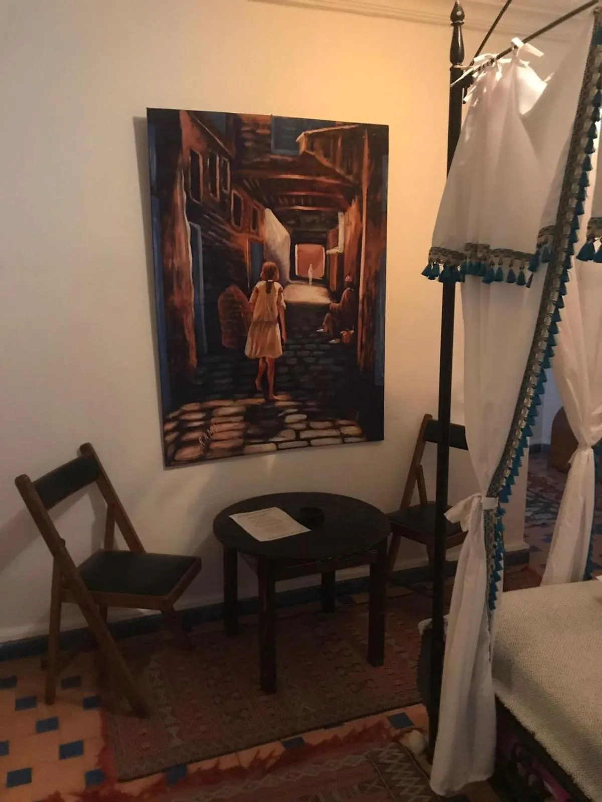 Seating area, Bed in Hôtel Riad Gnaoua