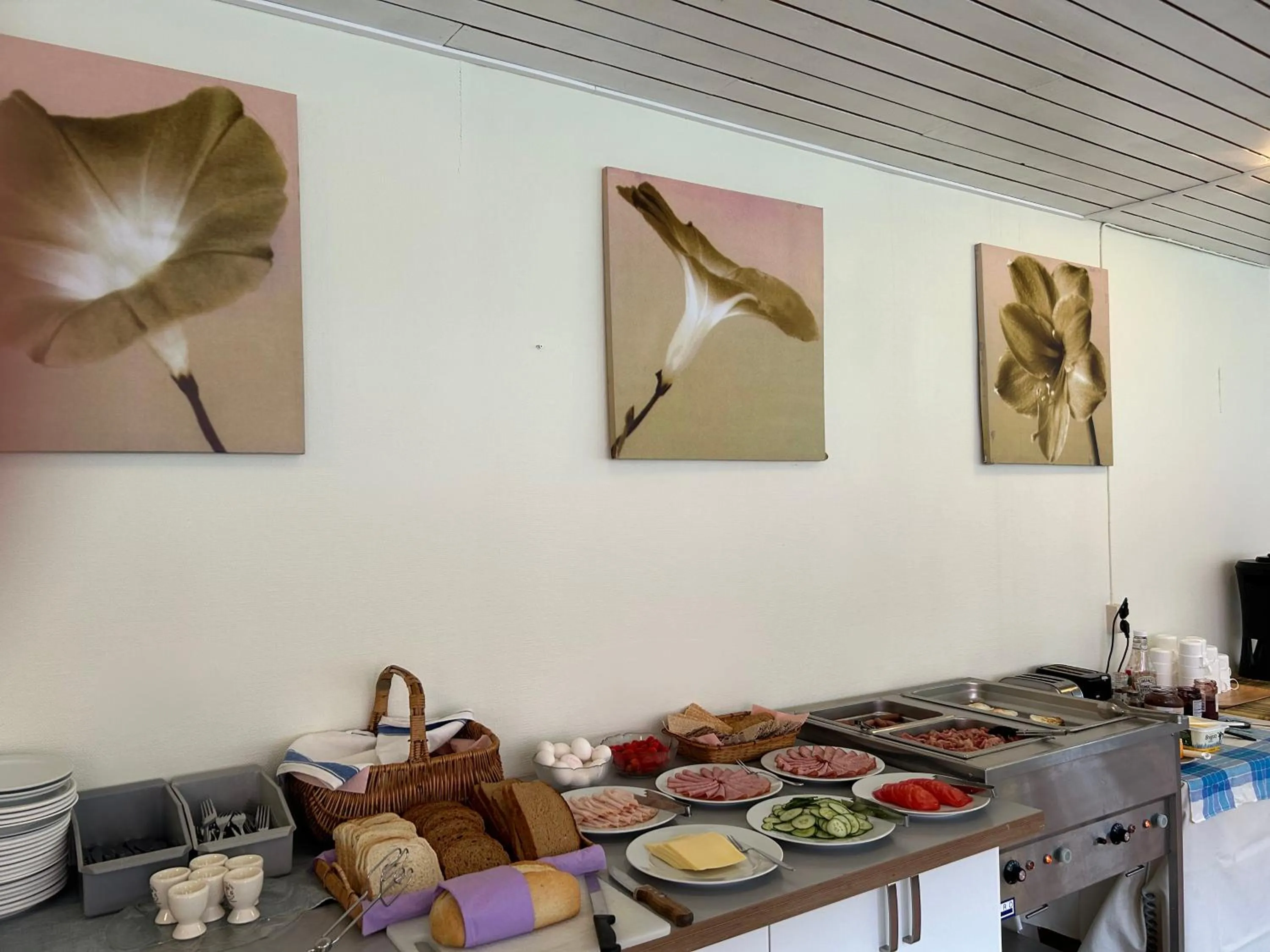 Breakfast in Klackbergsgården