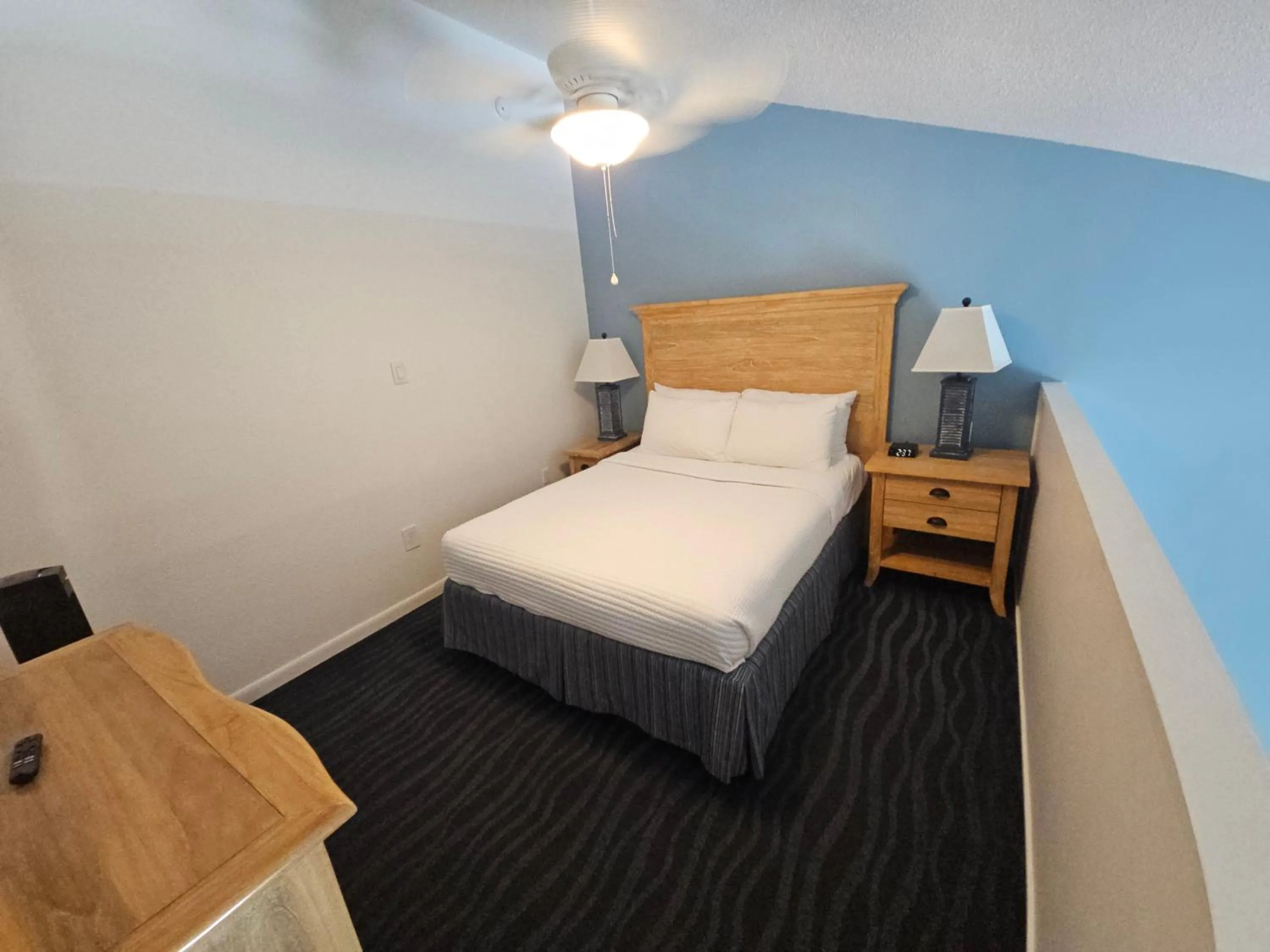 Bed in Surf Side Hotel