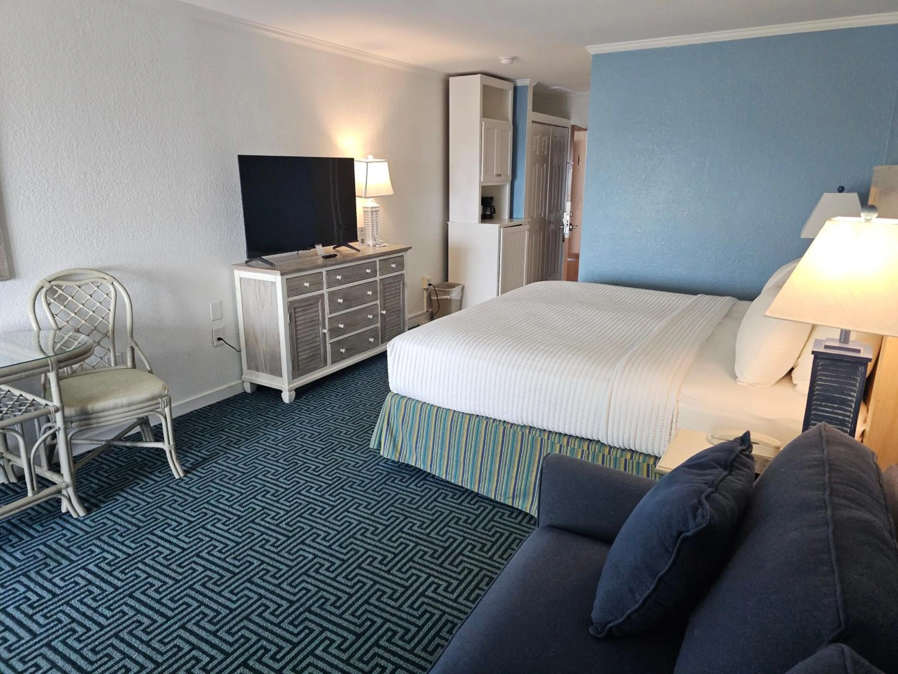 Bed in Surf Side Hotel