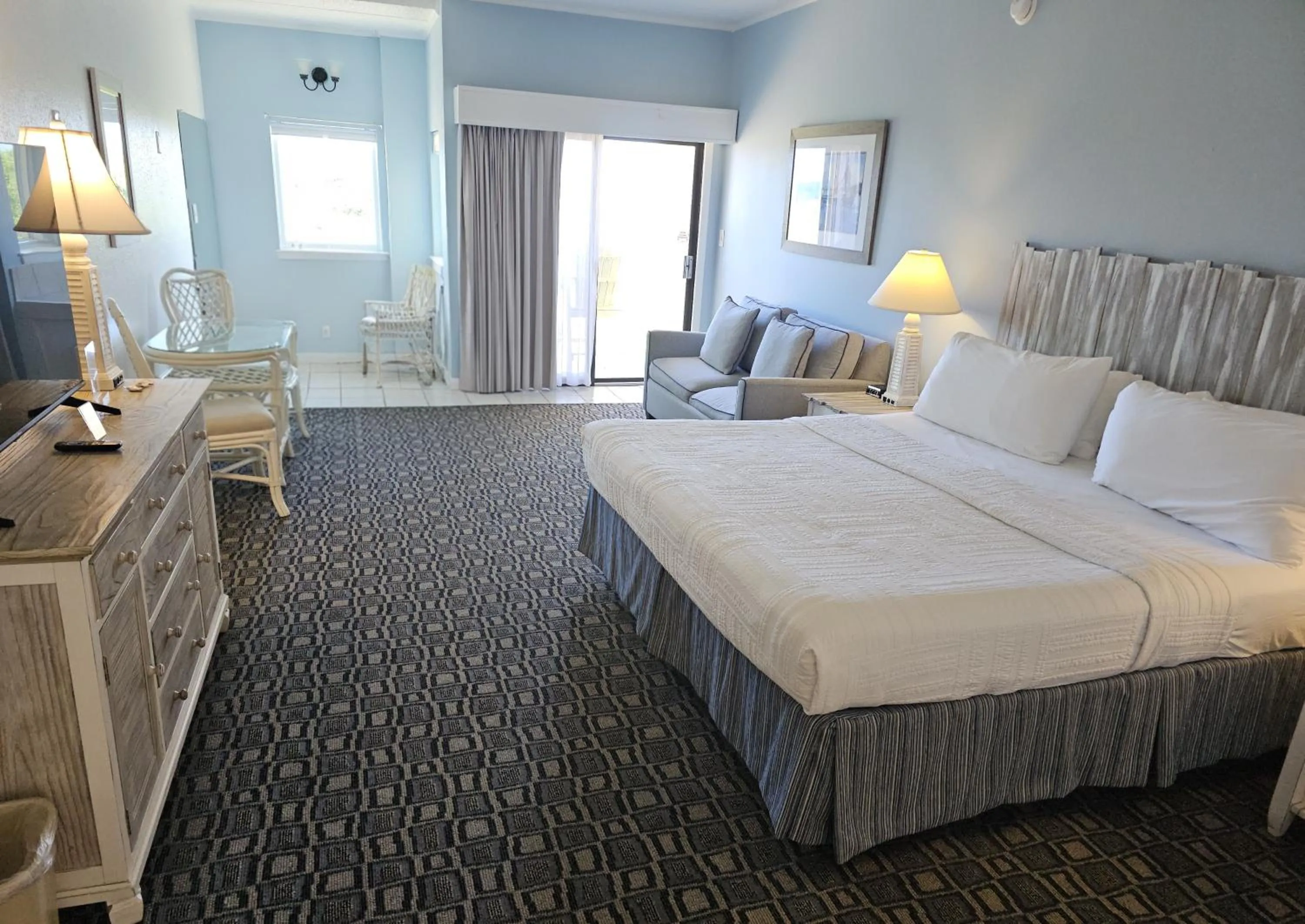 Bed in Surf Side Hotel