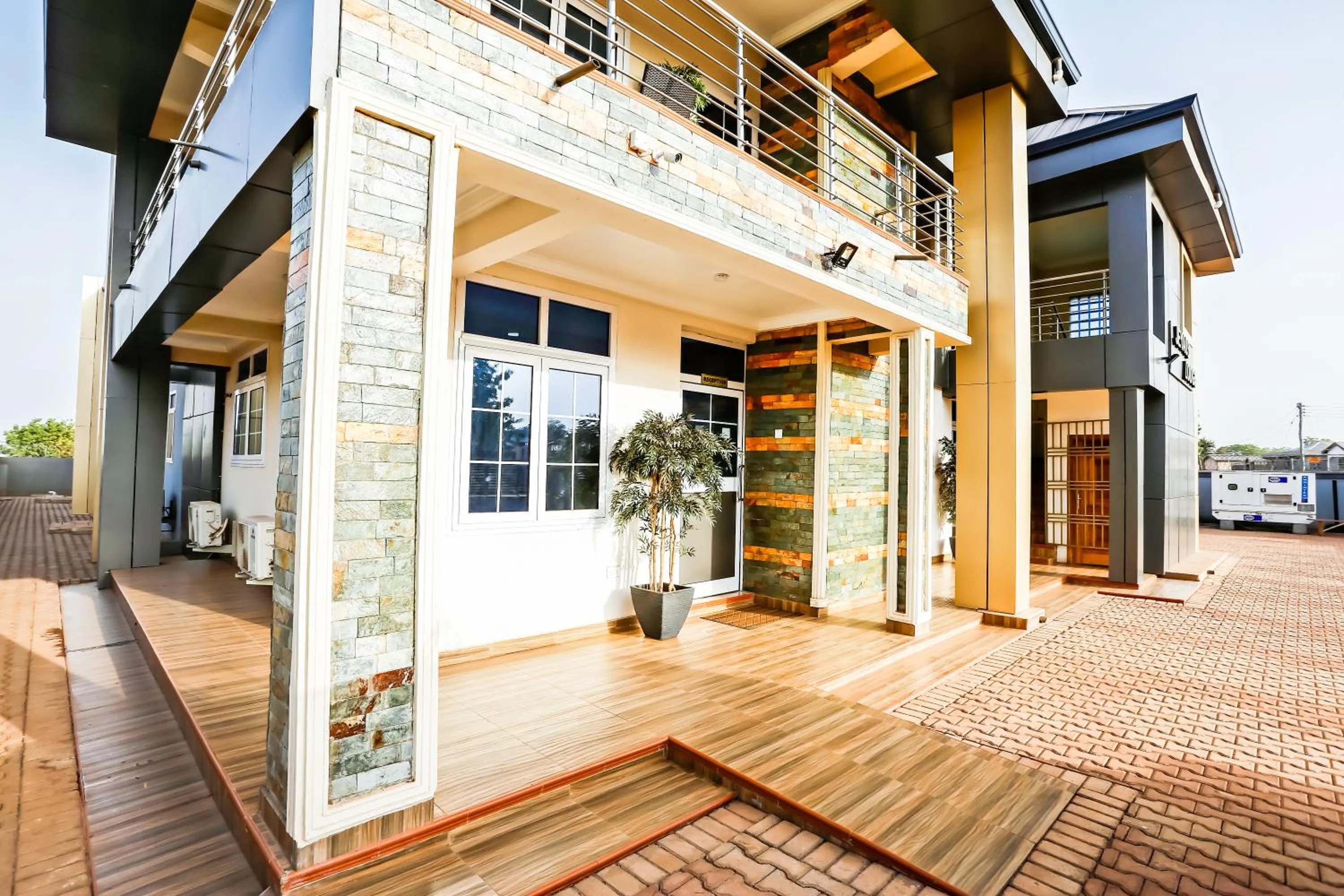 Property building in Jeyads Lodge