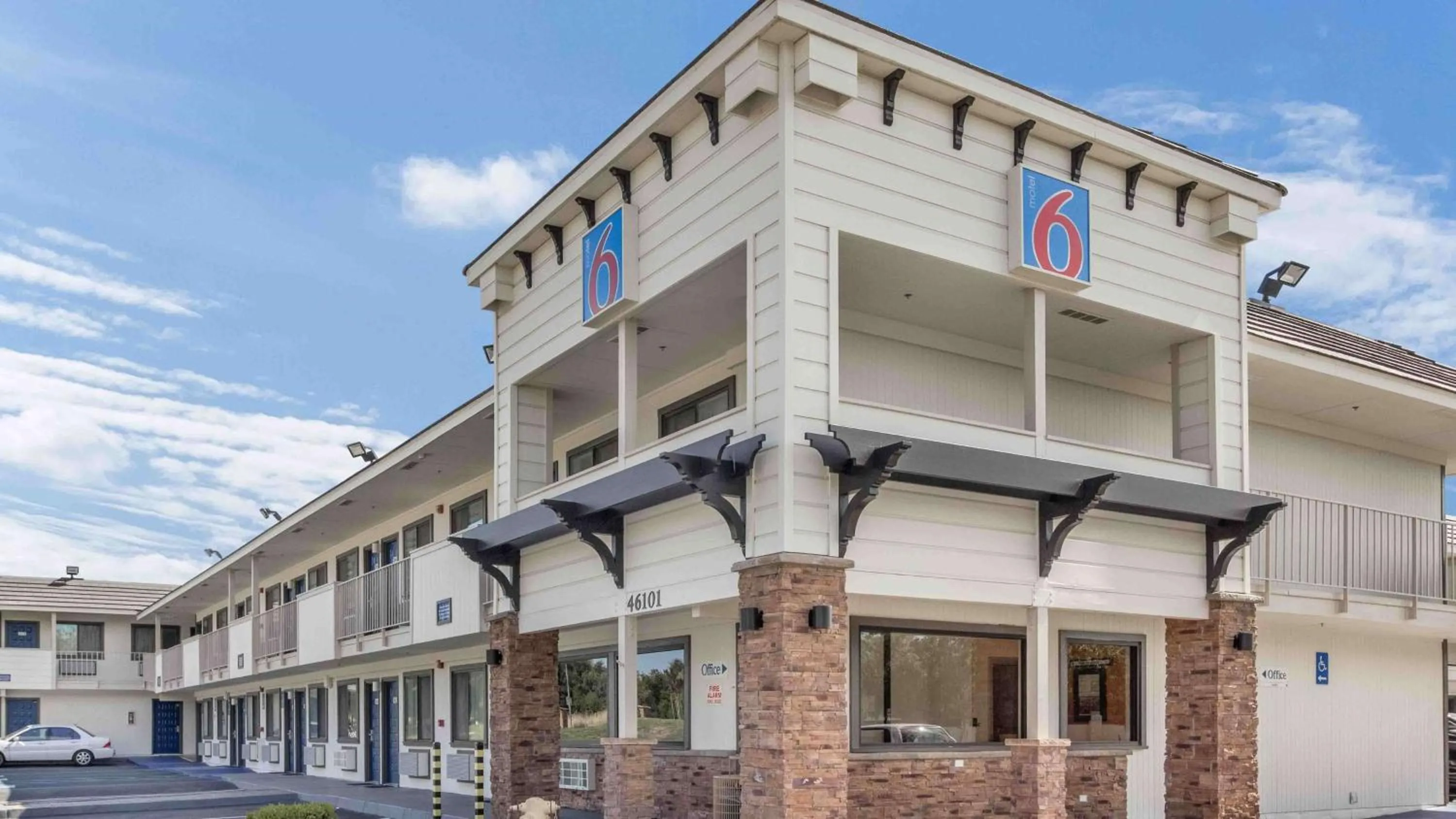 Property building in Motel 6-Fremont, CA - South