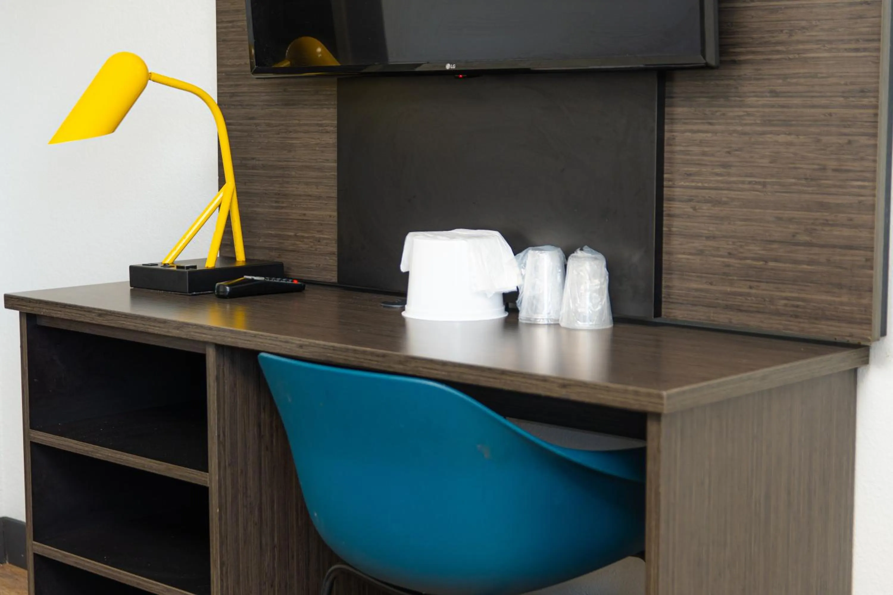 Bedroom in Motel 6-Lantana West Palm Beach, FL