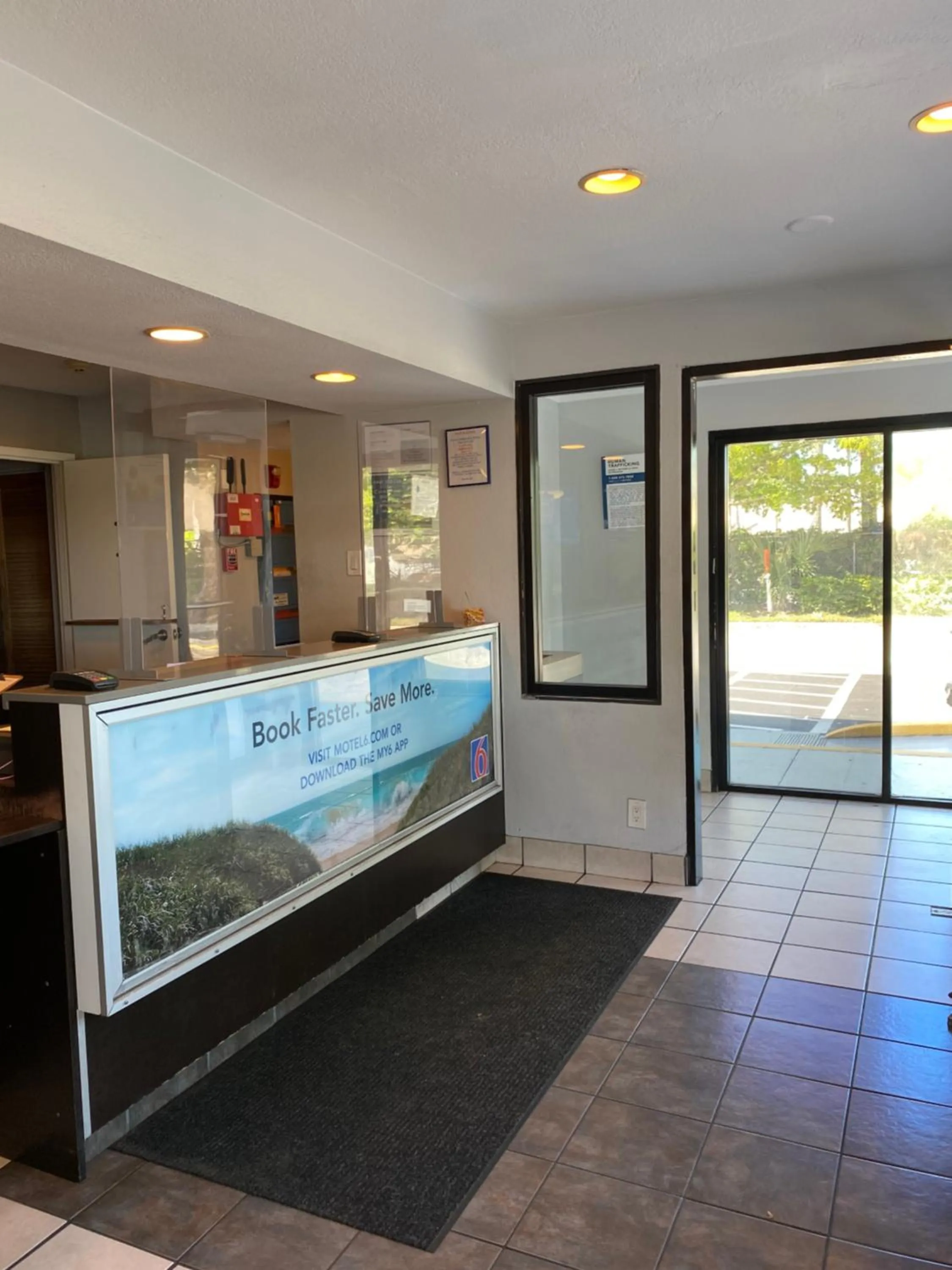 Lobby or reception in Motel 6-Lantana West Palm Beach, FL