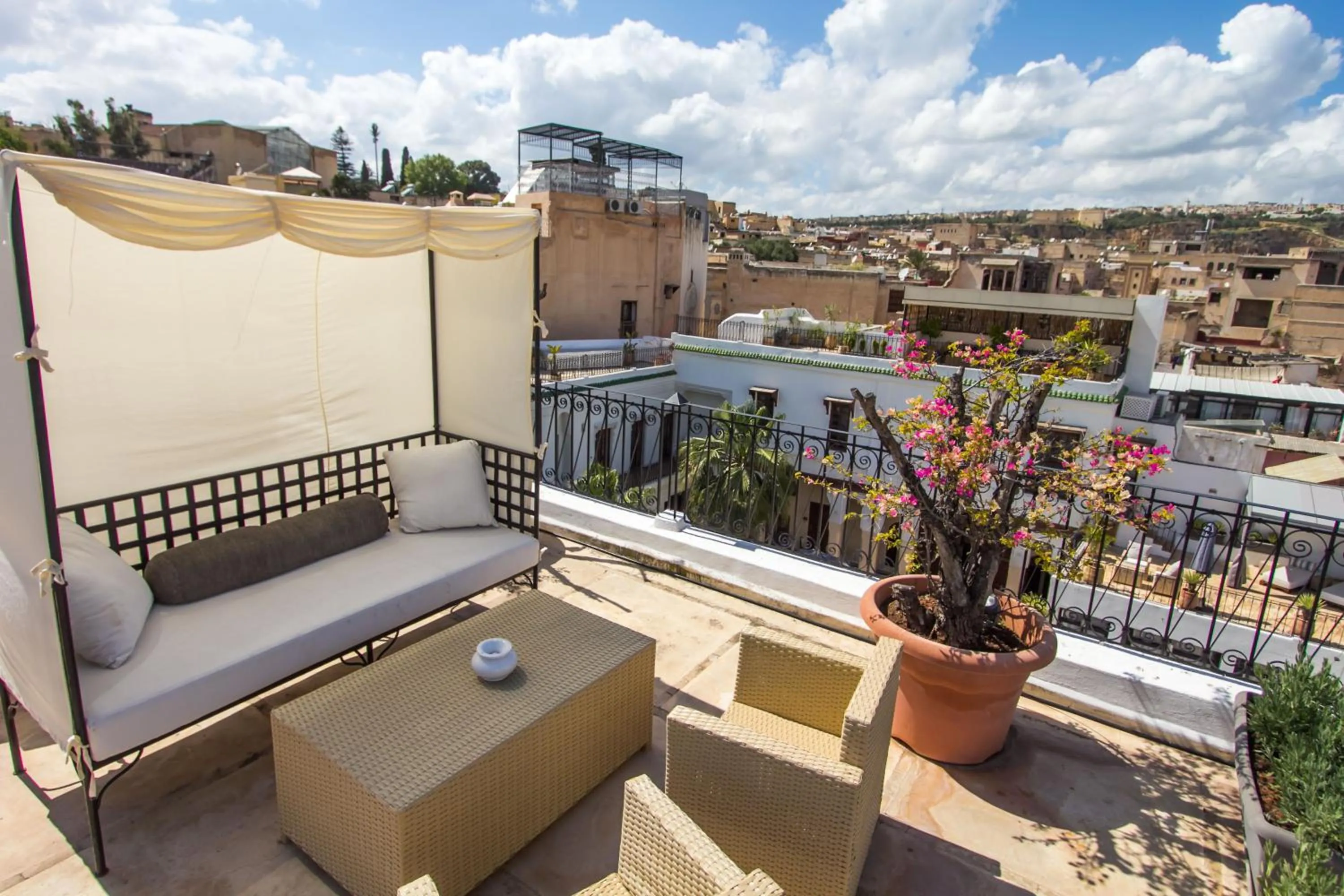 Balcony/Terrace in Riad Mayfez Suites & Spa