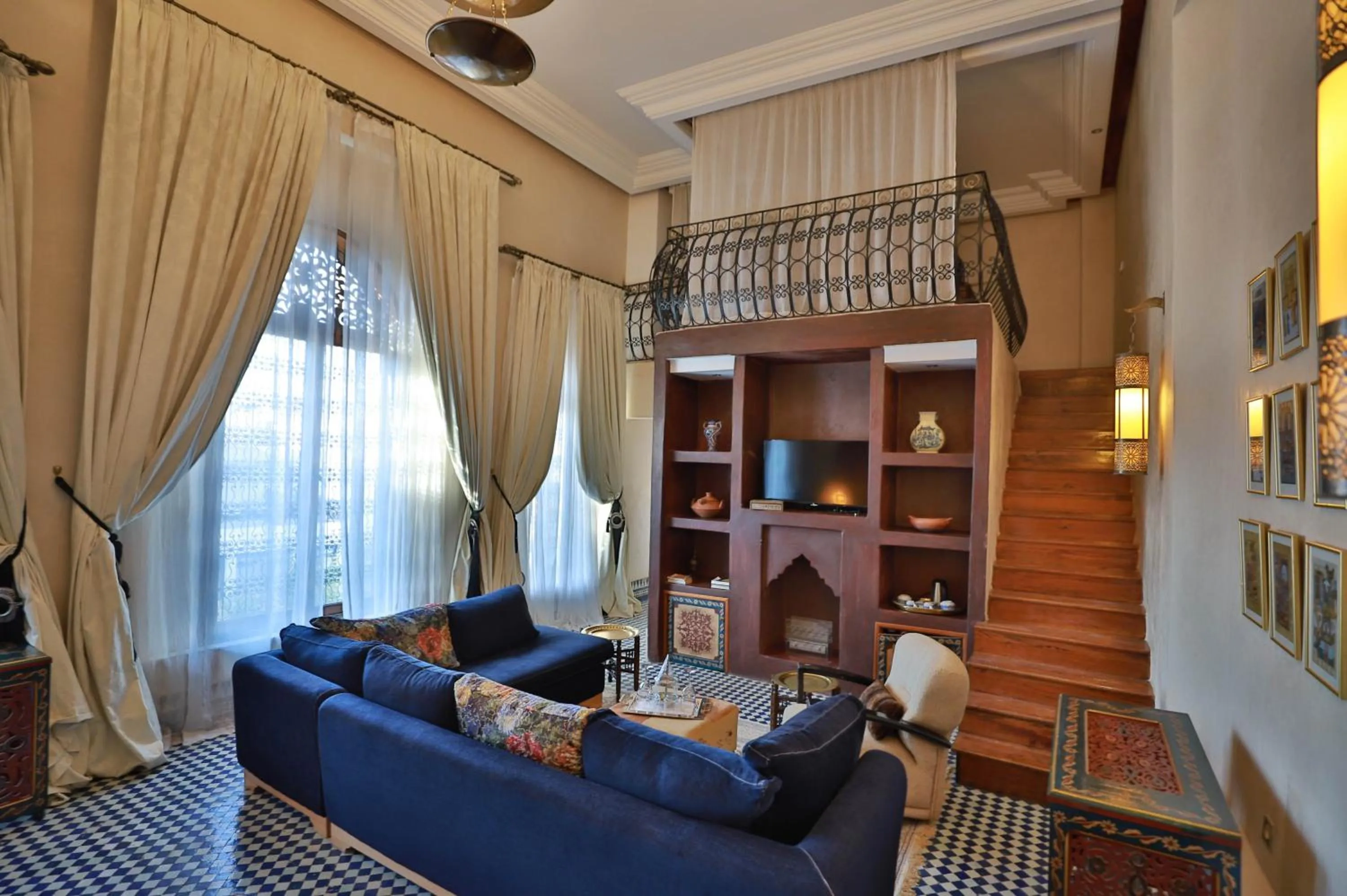 Seating area in Riad Mayfez Suites & Spa