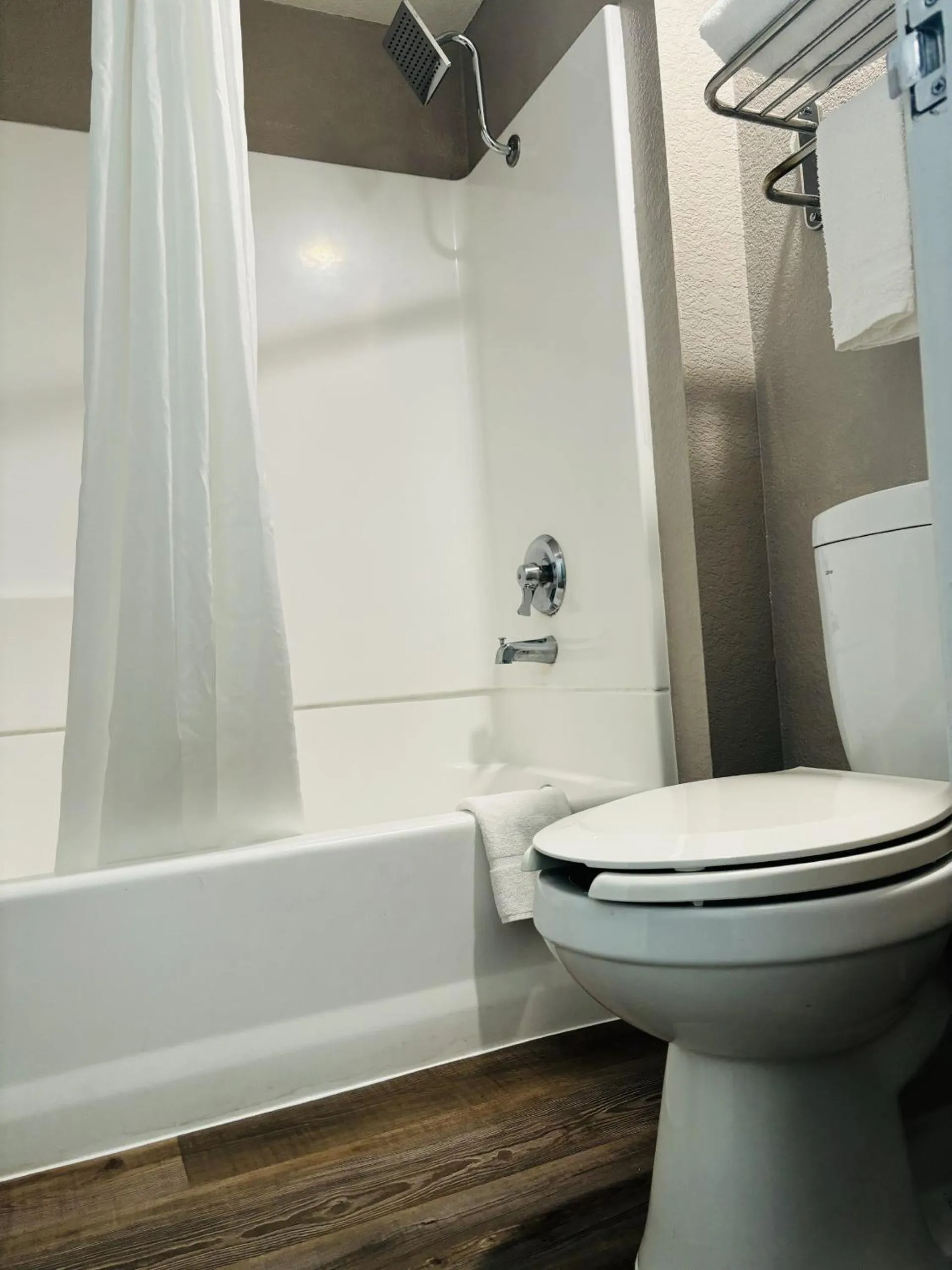 Shower in Motel 6-Santa Ana, CA