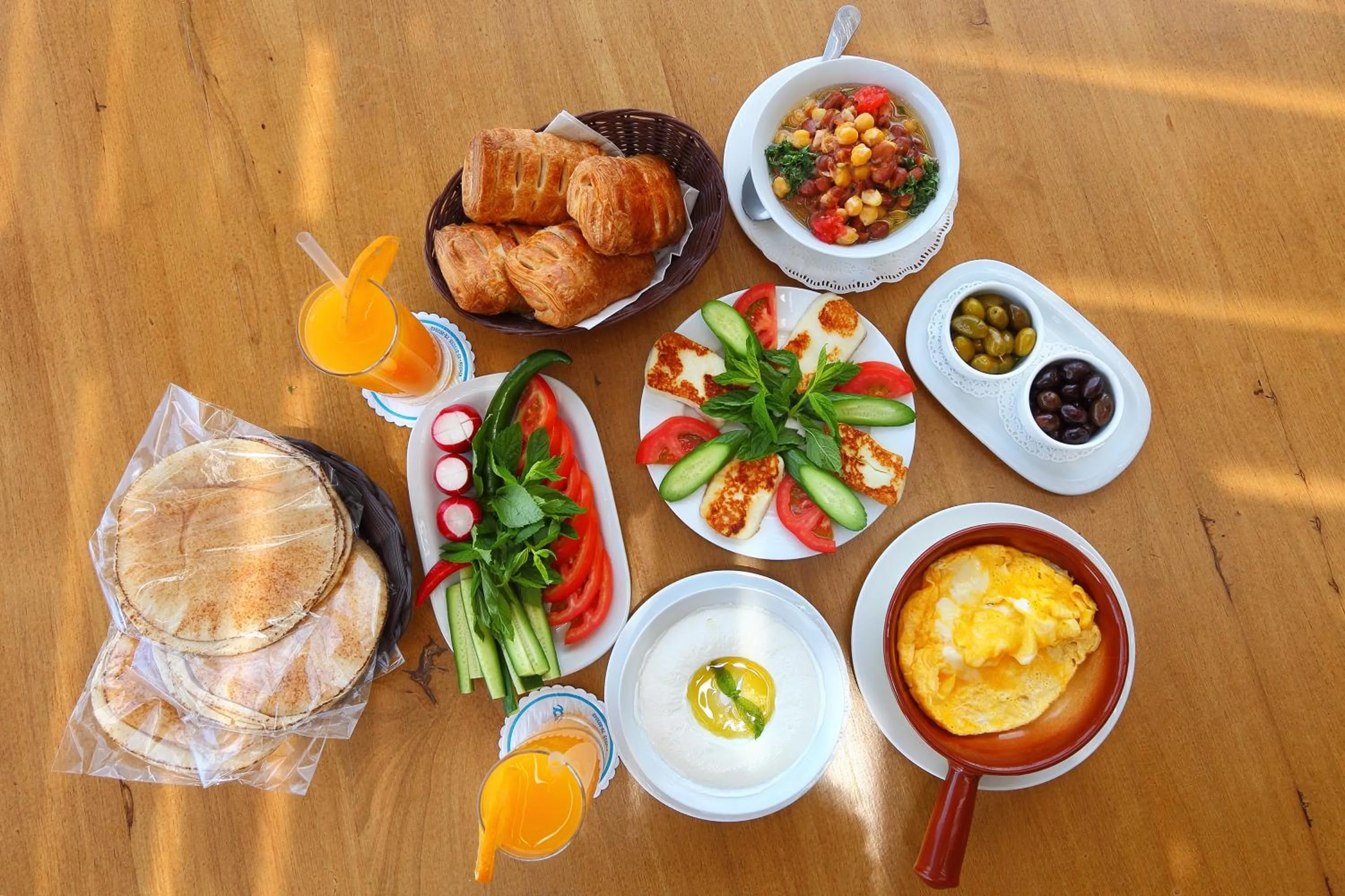 Breakfast in La Siesta Hotel & Beach Resort