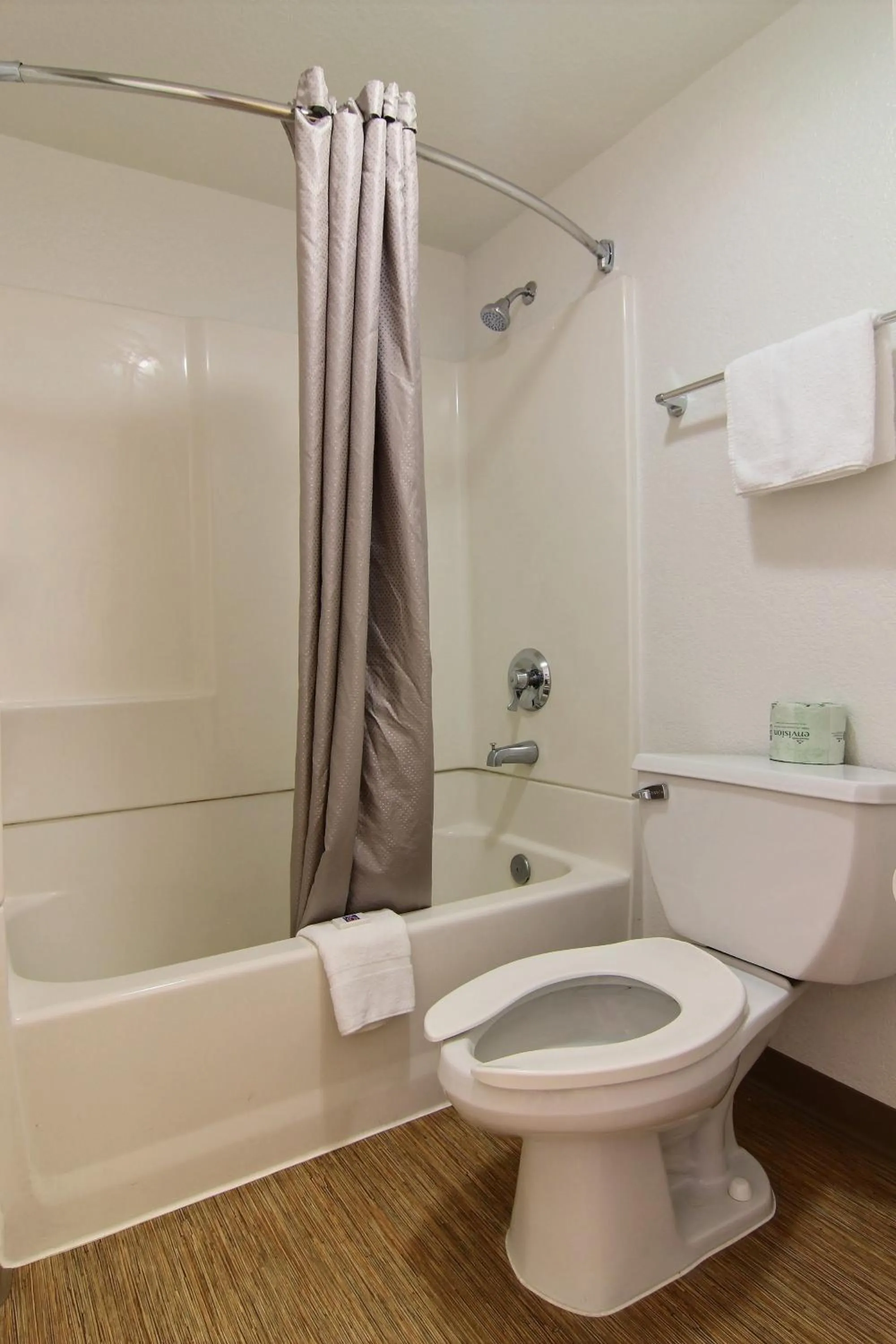 Shower in Motel 6-Albuquerque, NM - Coors Road