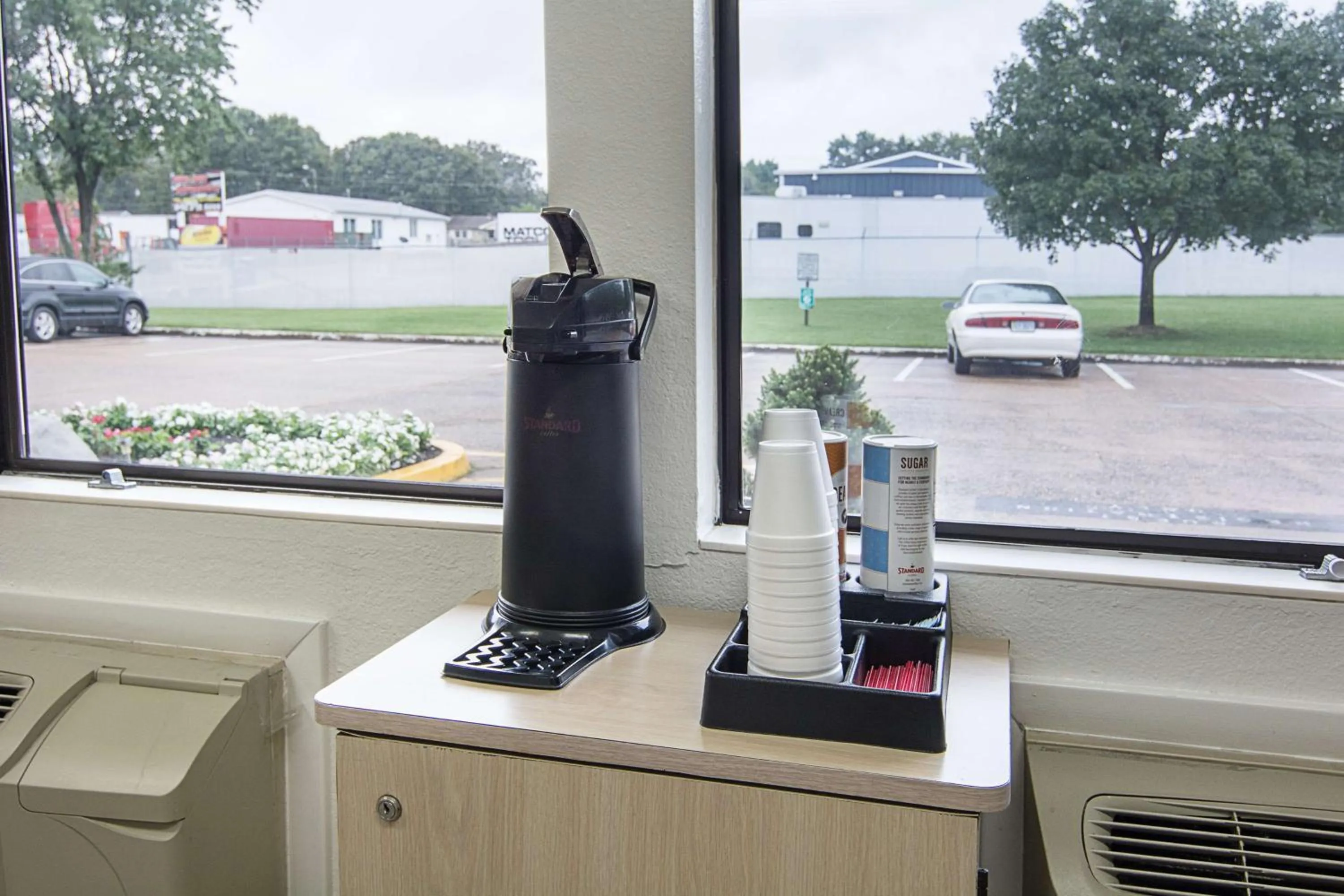 Lobby or reception in Motel 6 Fredericksburg, Va - North