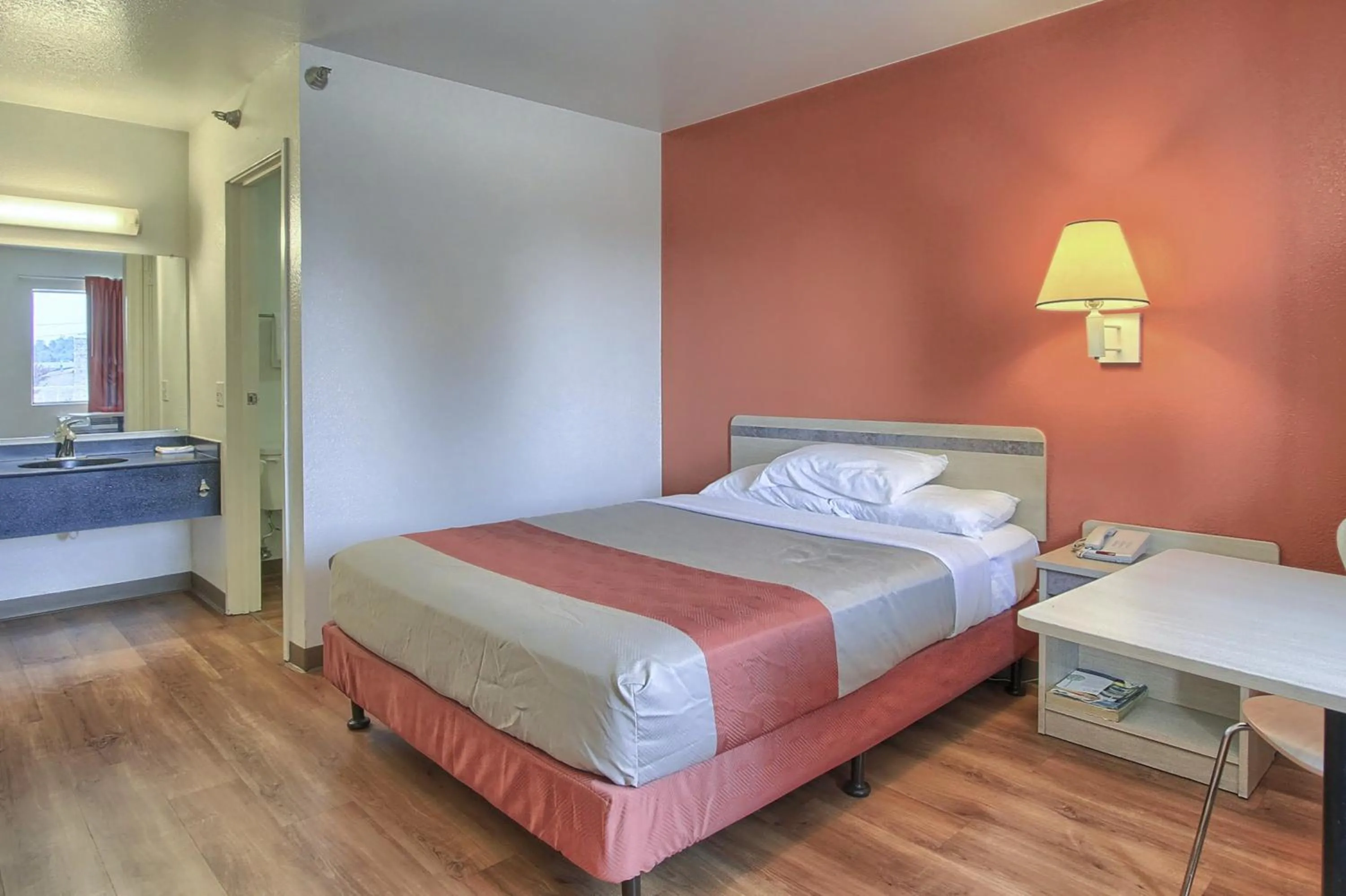 Bedroom, Bed in Motel 6-New Cumberland, PA - Harrisburg - Hershey South