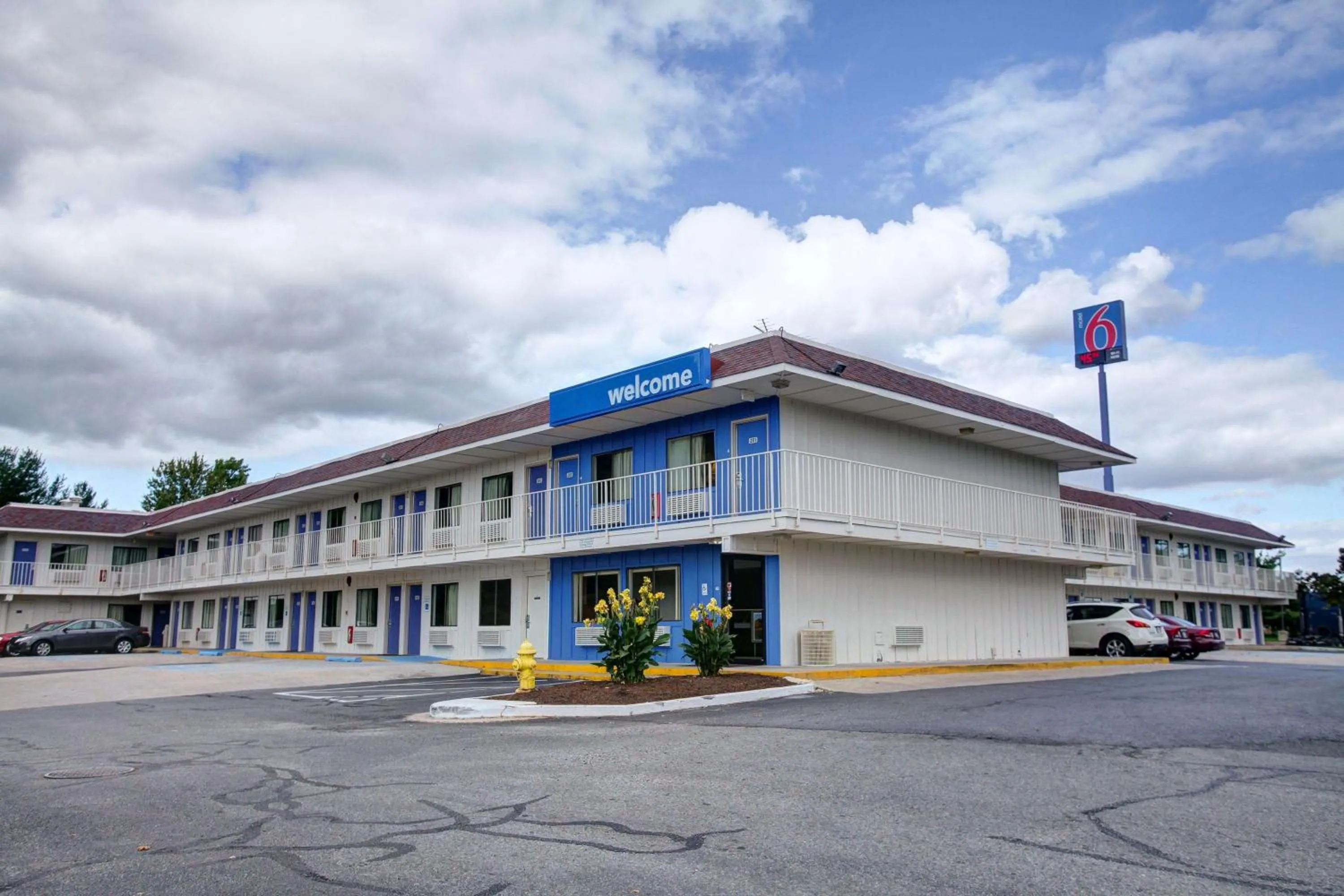 Property building in Motel 6-Elkton, MD