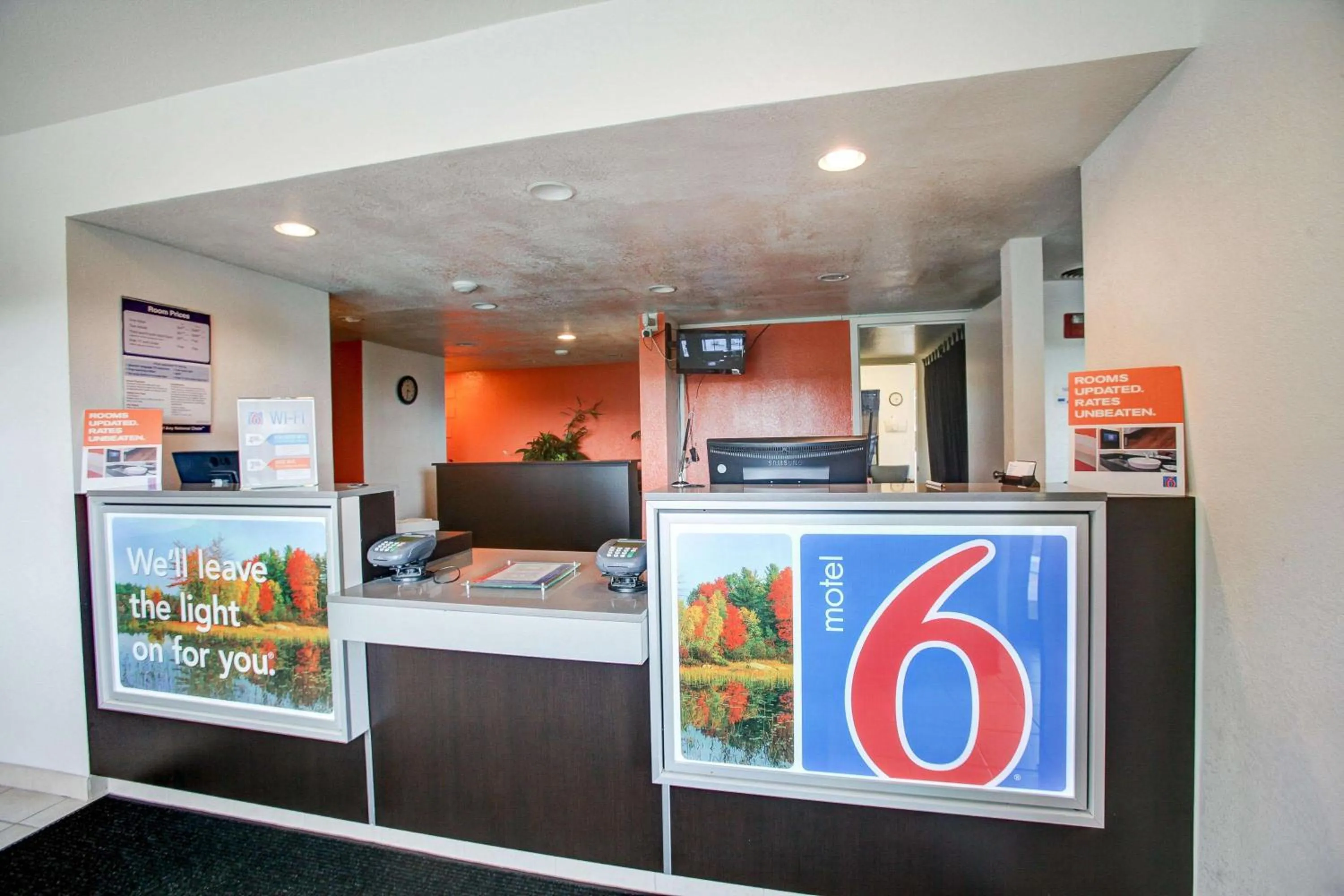 Lobby or reception in Motel 6-Elkton, MD
