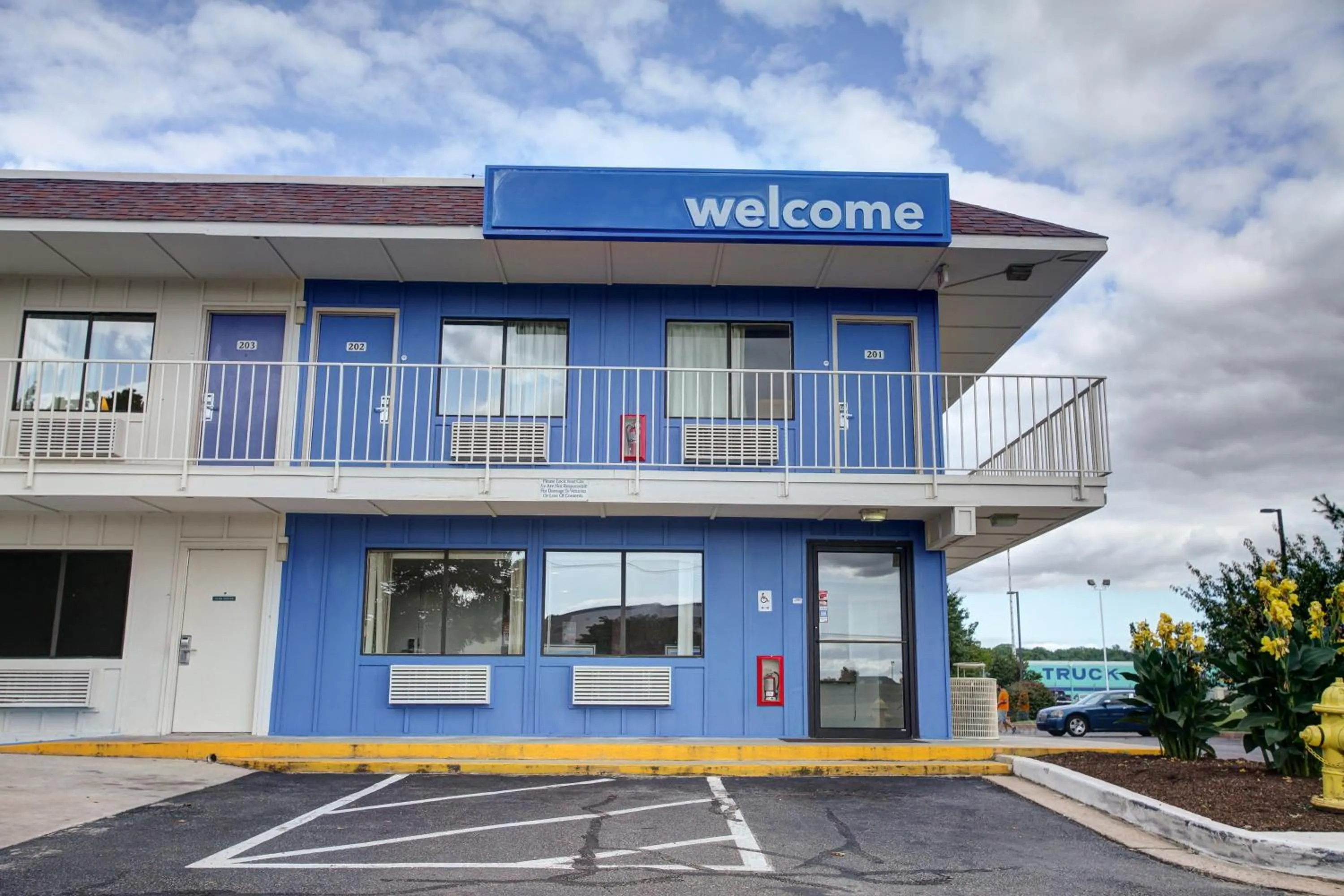 Facade/entrance in Motel 6-Elkton, MD