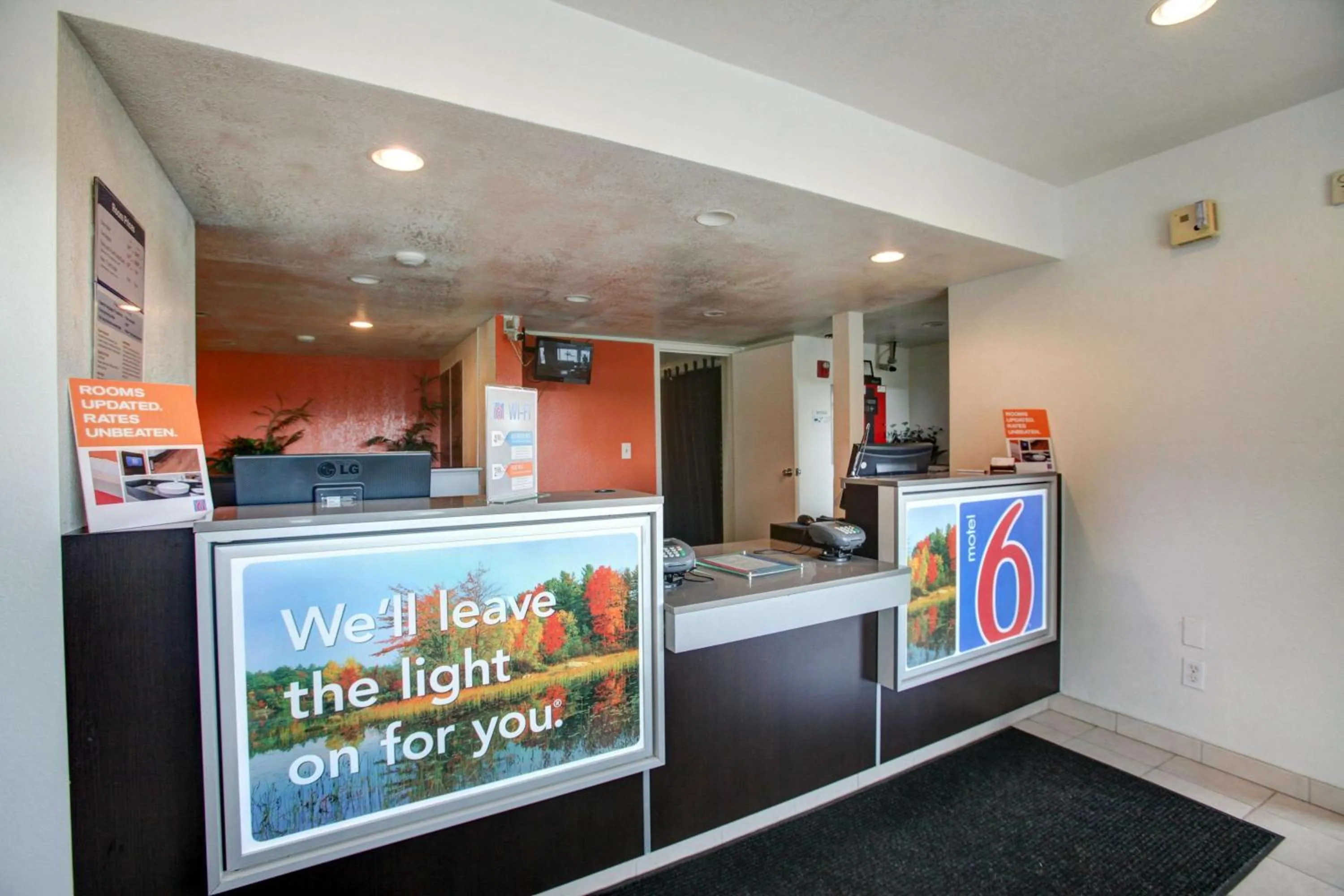 Lobby or reception in Motel 6-Elkton, MD